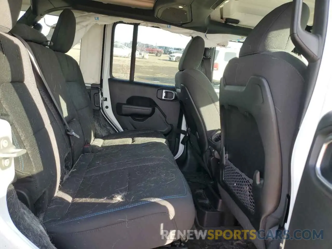 11 Фотография поврежденного автомобиля 1C4RJXR6XRW115879 JEEP WRANGLER 2024