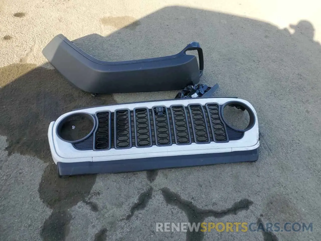 13 Фотография поврежденного автомобиля 1C4RJXR6XRW115879 JEEP WRANGLER 2024