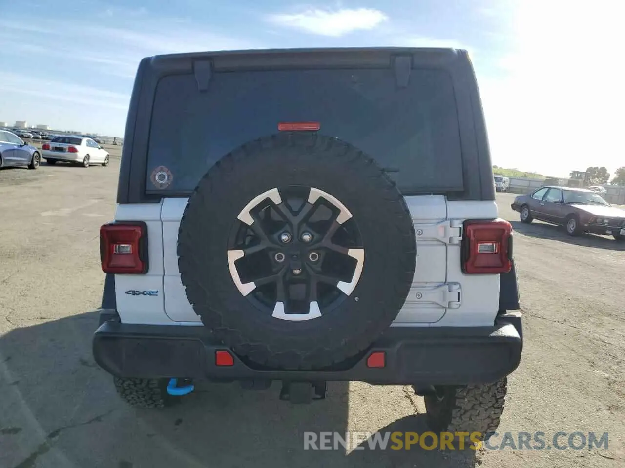 6 Фотография поврежденного автомобиля 1C4RJXR6XRW115879 JEEP WRANGLER 2024