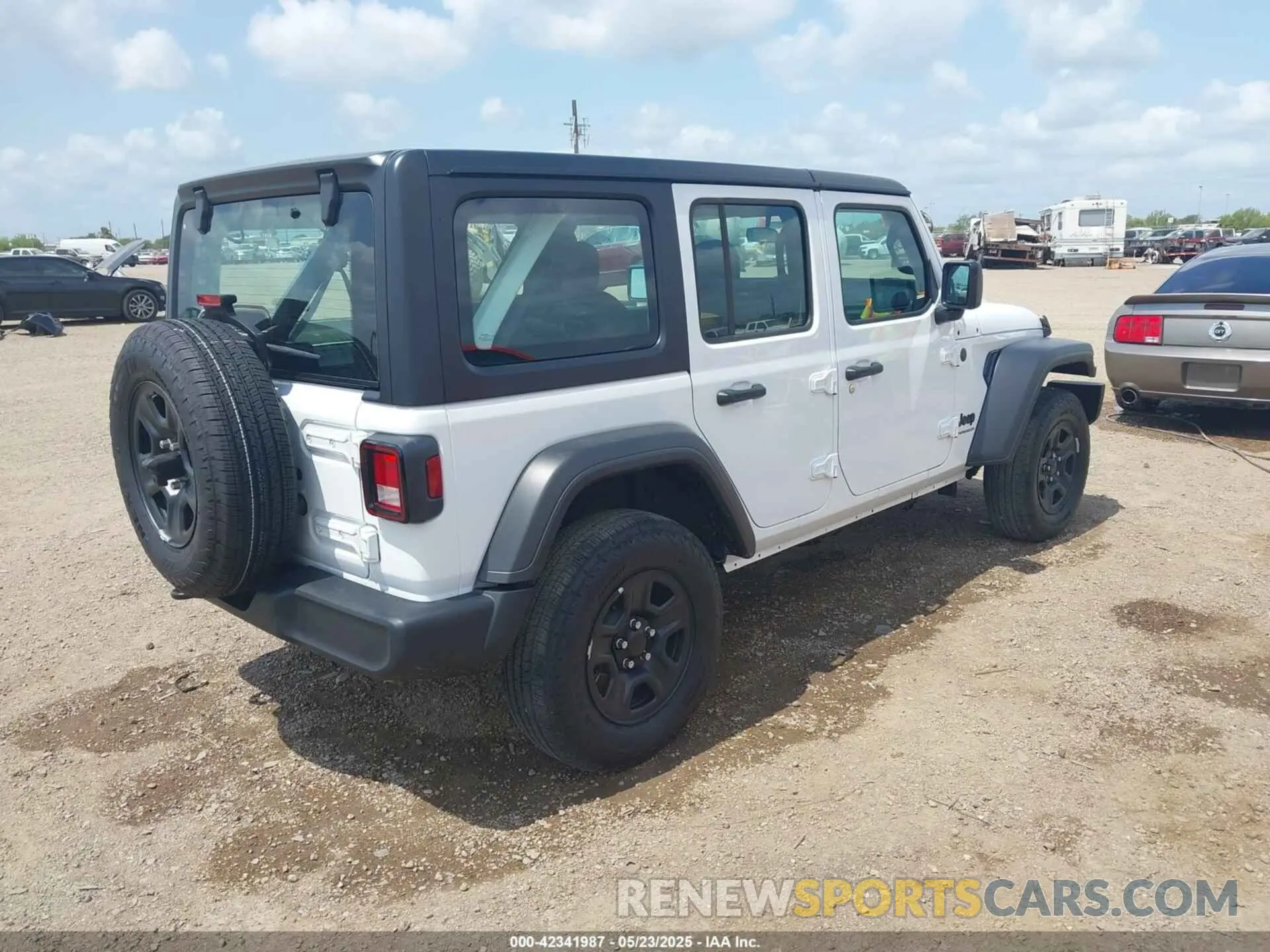 4 Фотография поврежденного автомобиля 1C4PJXDG7SW546578 JEEP WRANGLER 2025
