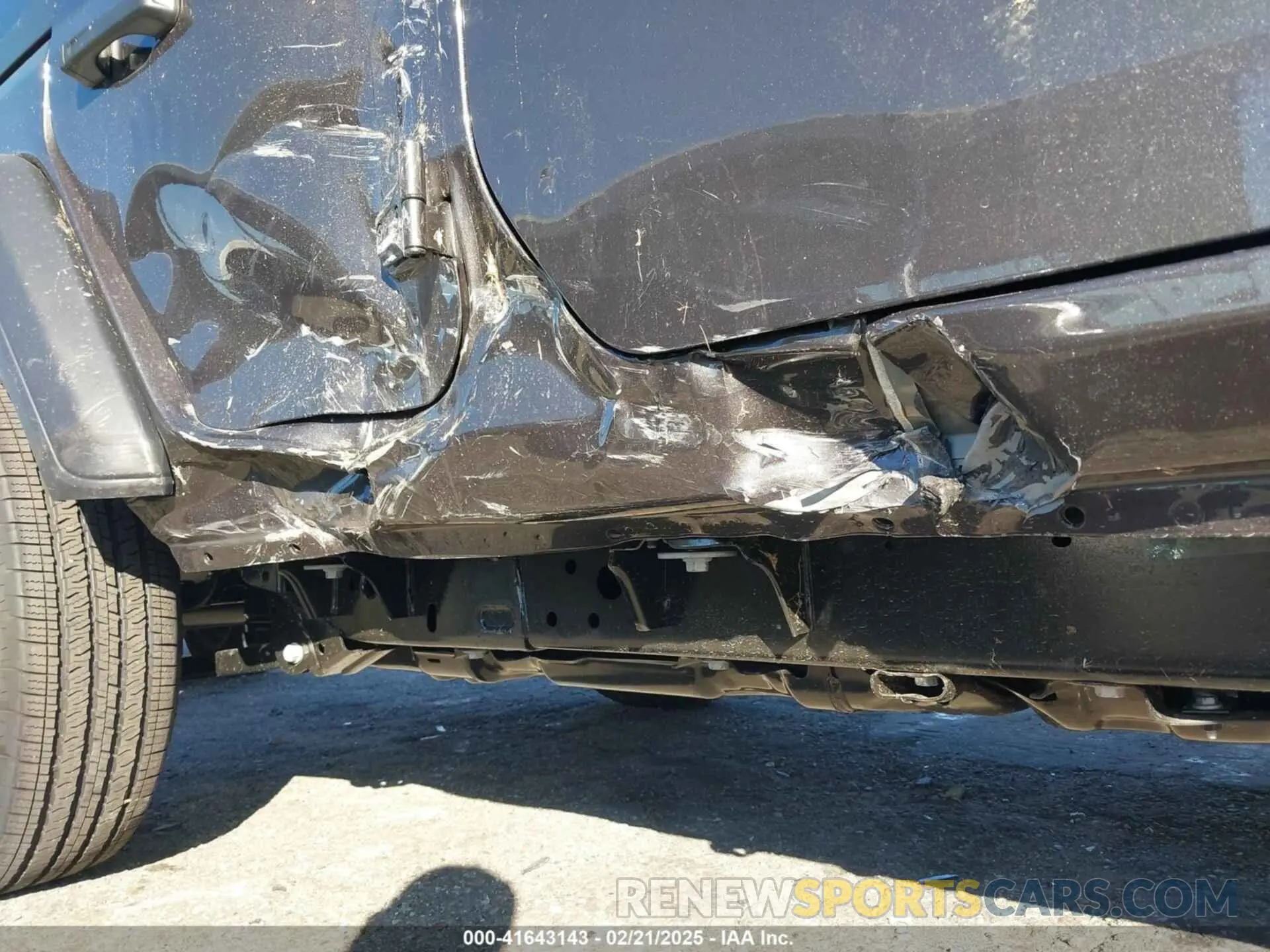 6 Photograph of a damaged car 1C4PJXDN7SW517144 JEEP WRANGLER 2025