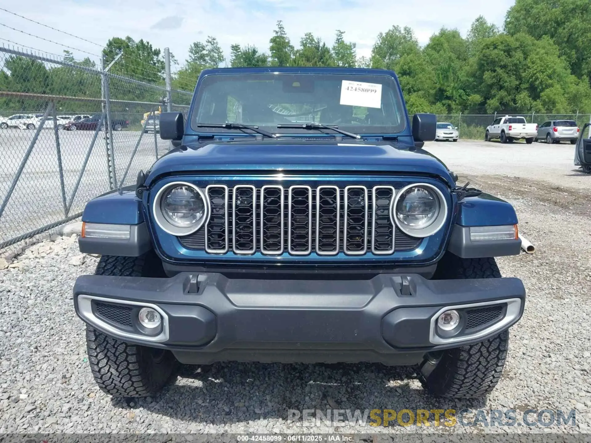 13 Photograph of a damaged car 1C4PJXEG4SW537402 JEEP WRANGLER 2025