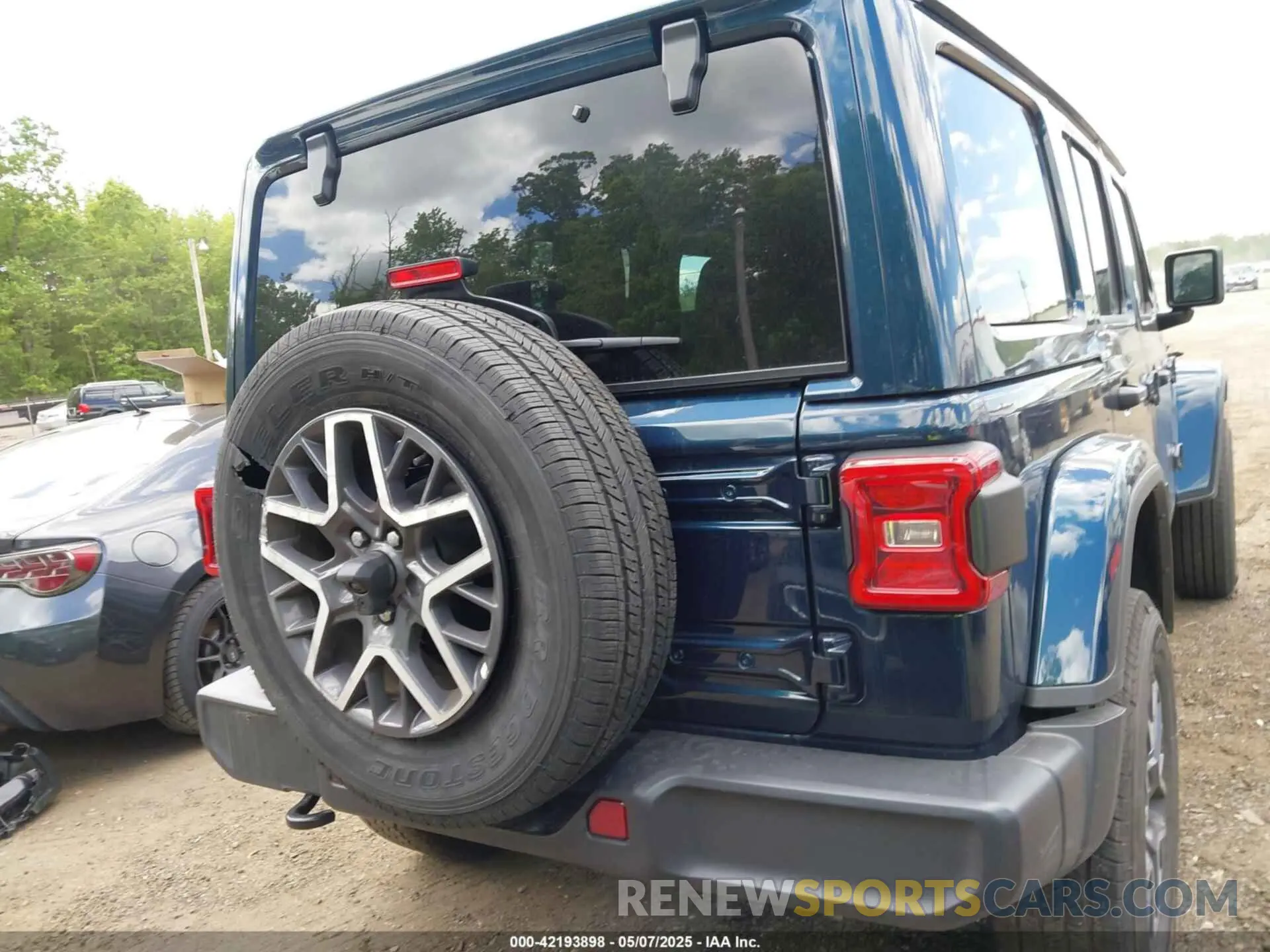 16 Photograph of a damaged car 1C4PJXEN0SW526234 JEEP WRANGLER 2025