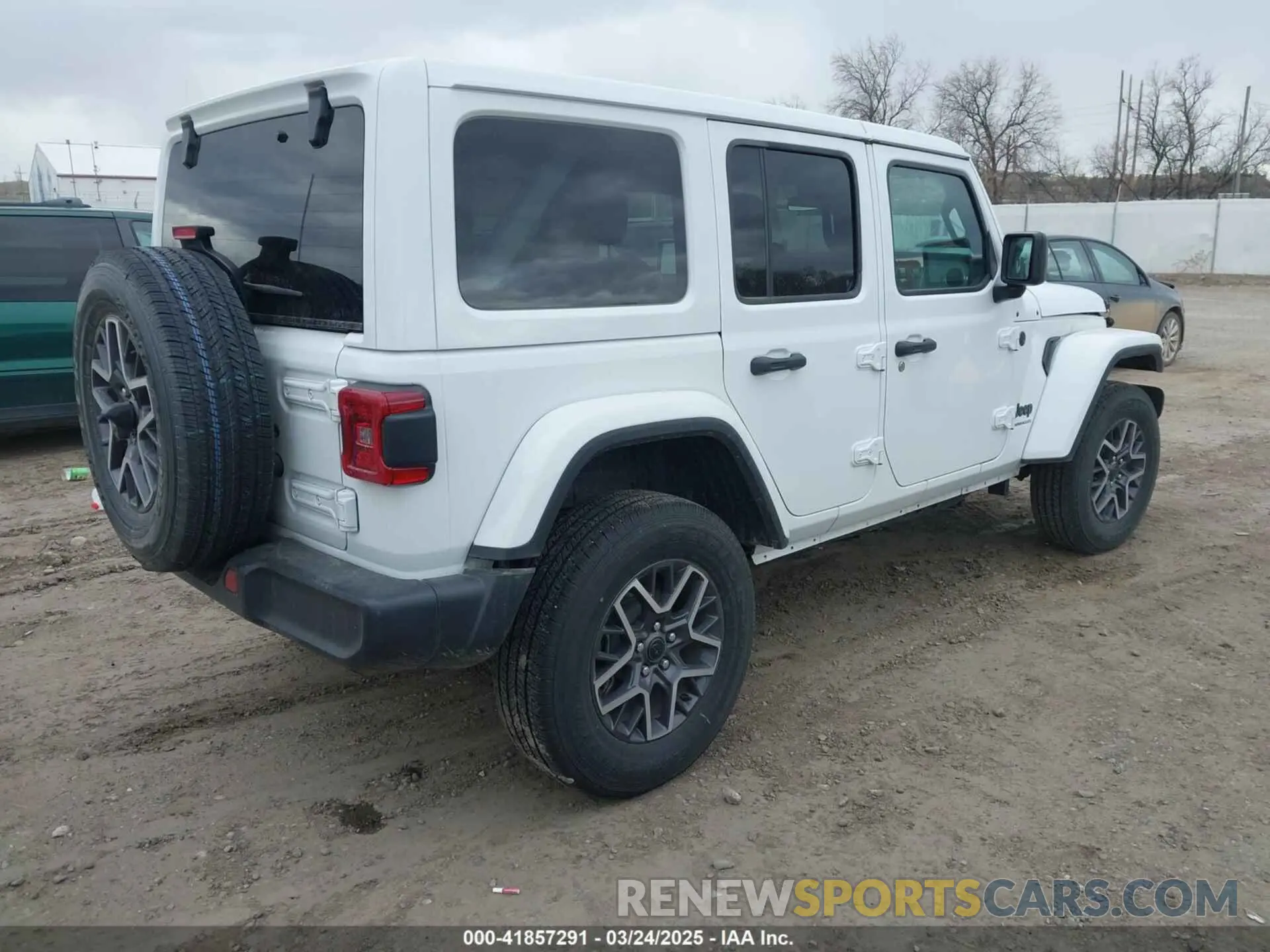 4 Photograph of a damaged car 1C4PJXEN6SW526285 JEEP WRANGLER 2025