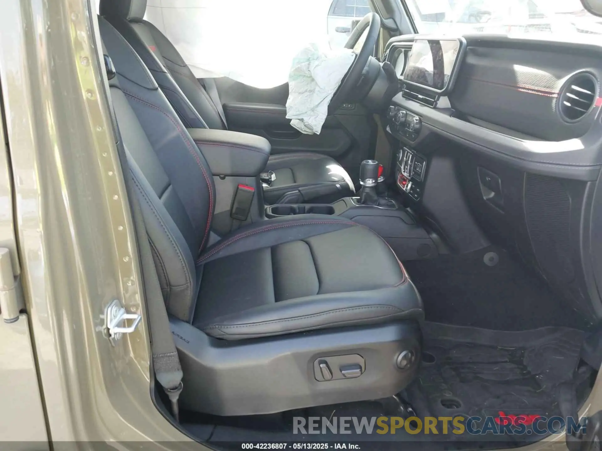 5 Фотография поврежденного автомобиля 1C4PJXFN0SW546661 JEEP WRANGLER 2025