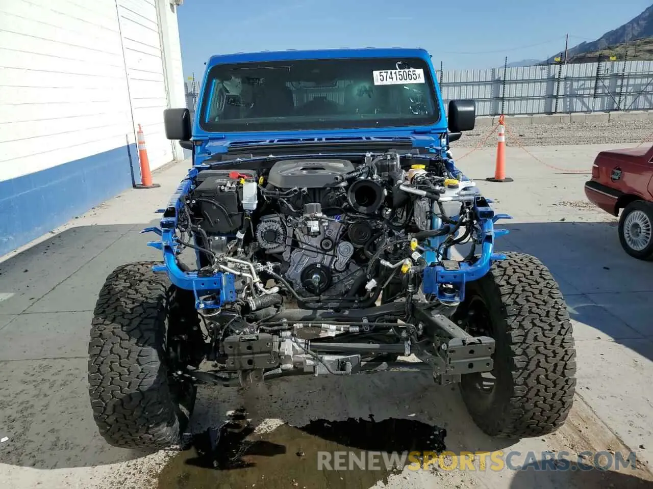 5 Photograph of a damaged car 1C4RJXFN4SW536904 JEEP WRANGLER 2025