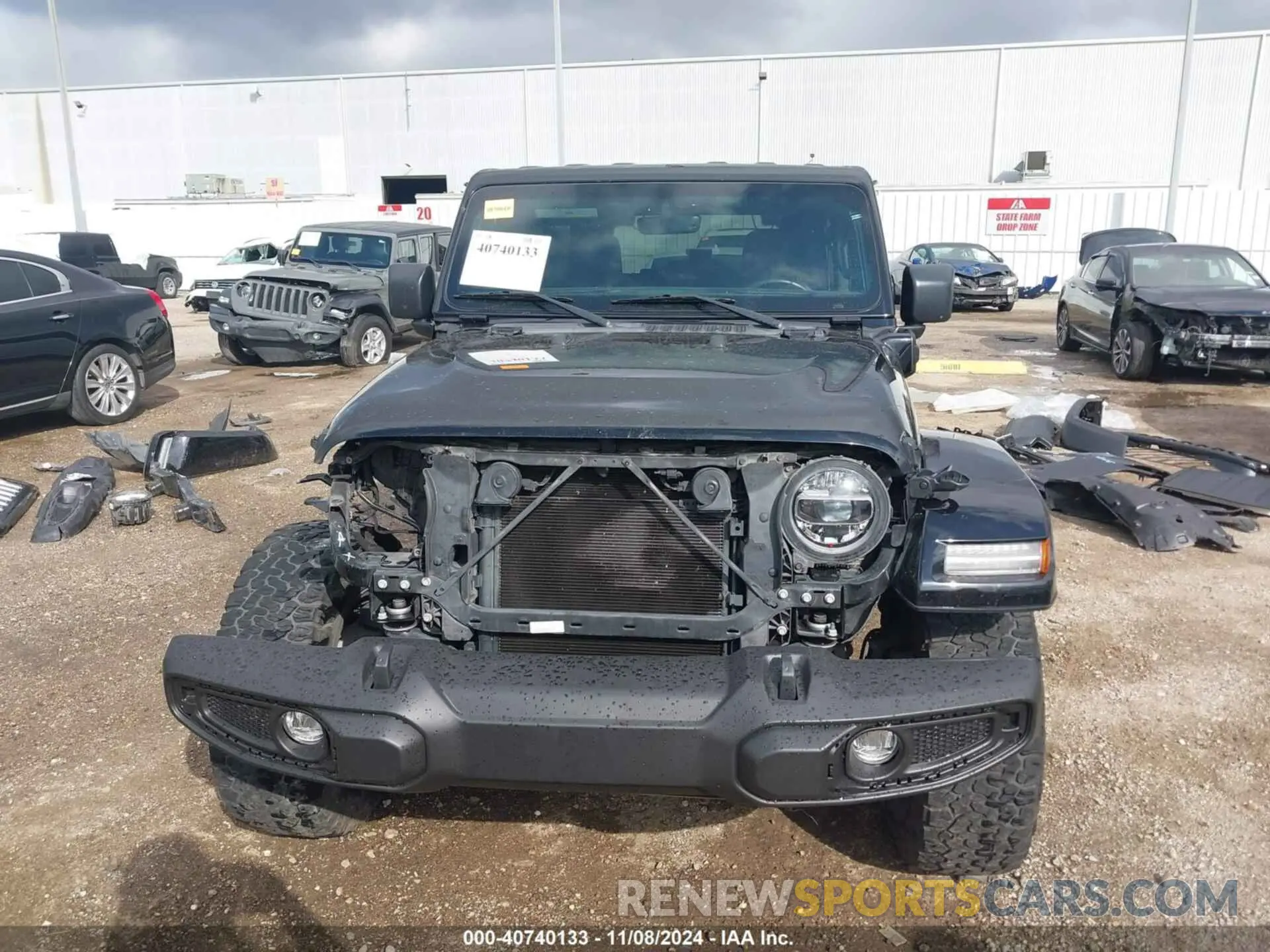 13 Photograph of a damaged car 1C4JJXP65MW698807 JEEP WRANGLER 4XE 2021