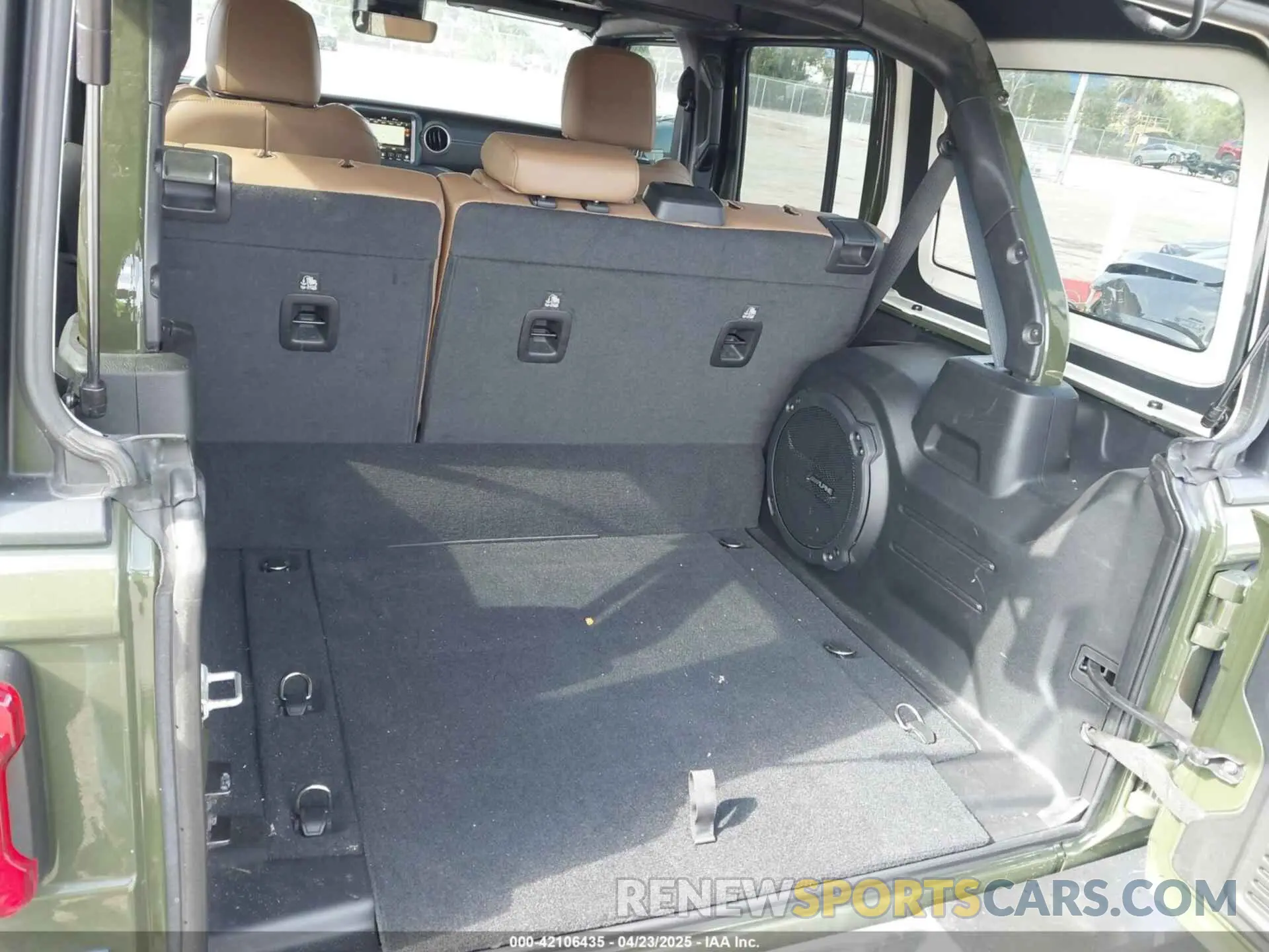 19 Фотография поврежденного автомобиля 1C4JJXP65MW824874 JEEP WRANGLER 4XE 2021