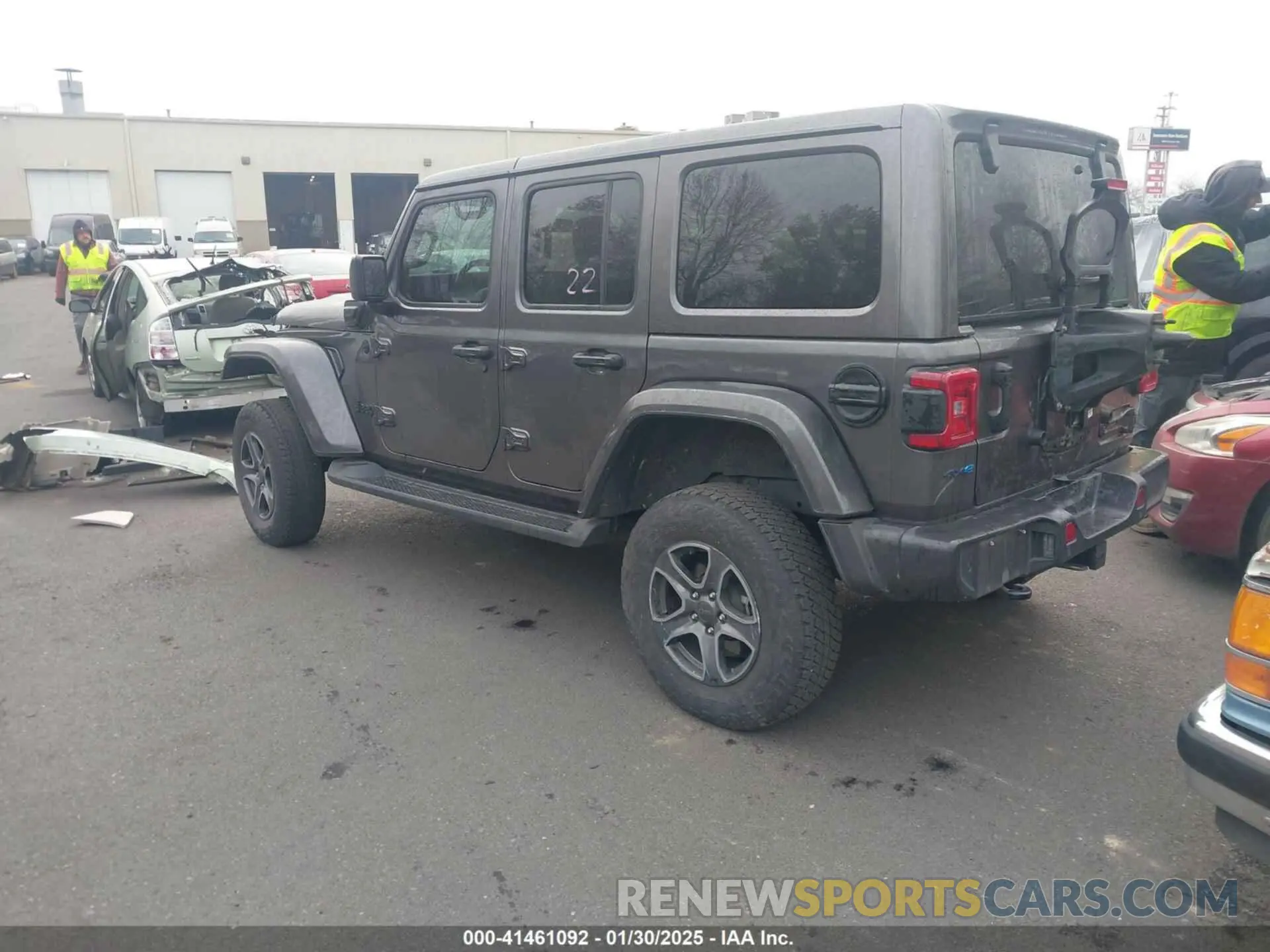 3 Фотография поврежденного автомобиля 1C4JJXP68MW745098 JEEP WRANGLER 4XE 2021