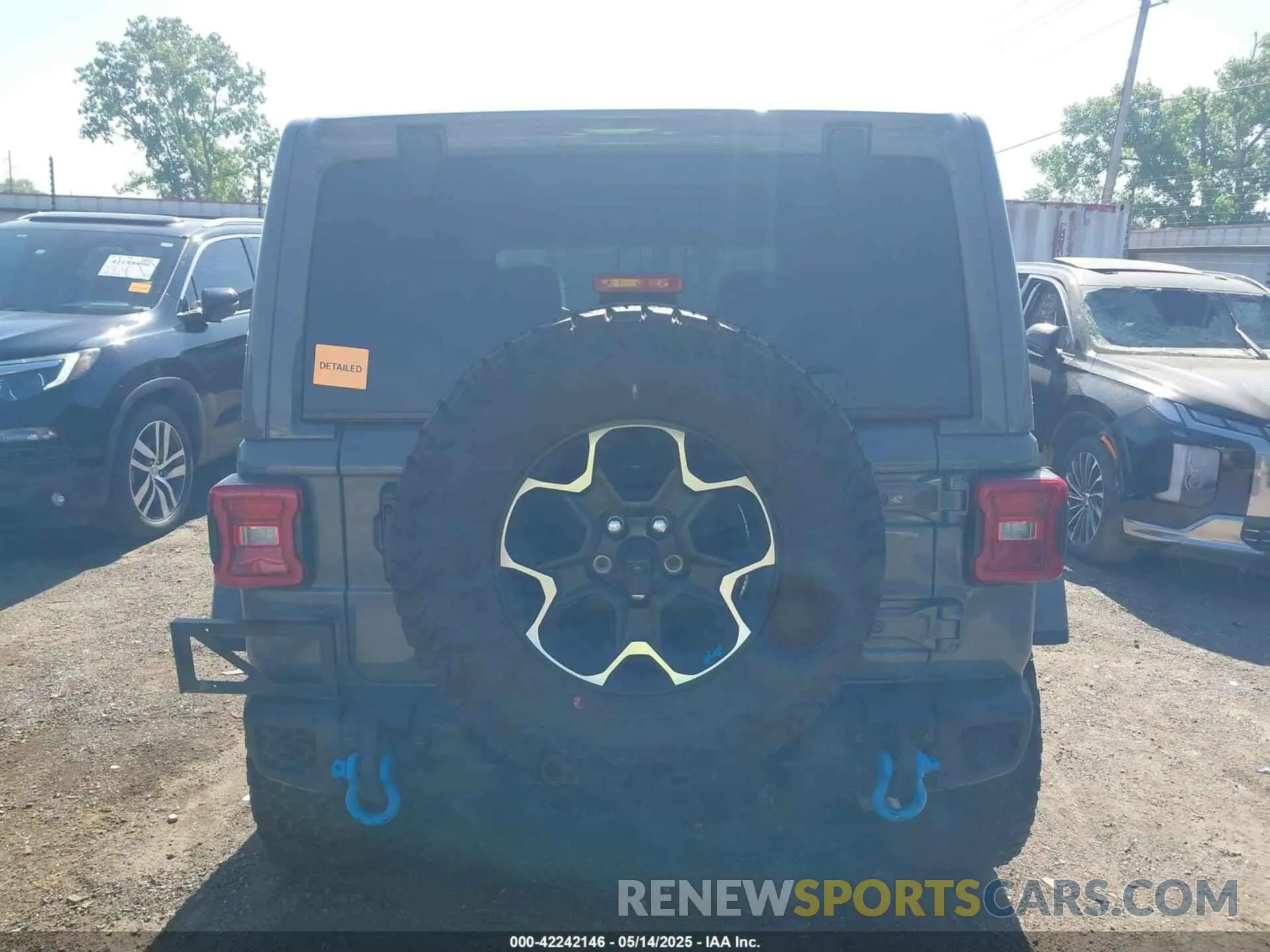 17 Photograph of a damaged car 1C4JJXR60MW766069 JEEP WRANGLER 4XE 2021