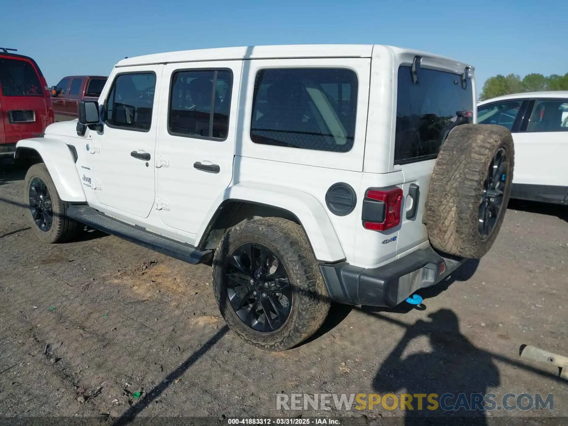 3 Фотография поврежденного автомобиля 1C4JJXP60NW274467 JEEP WRANGLER 4XE 2022