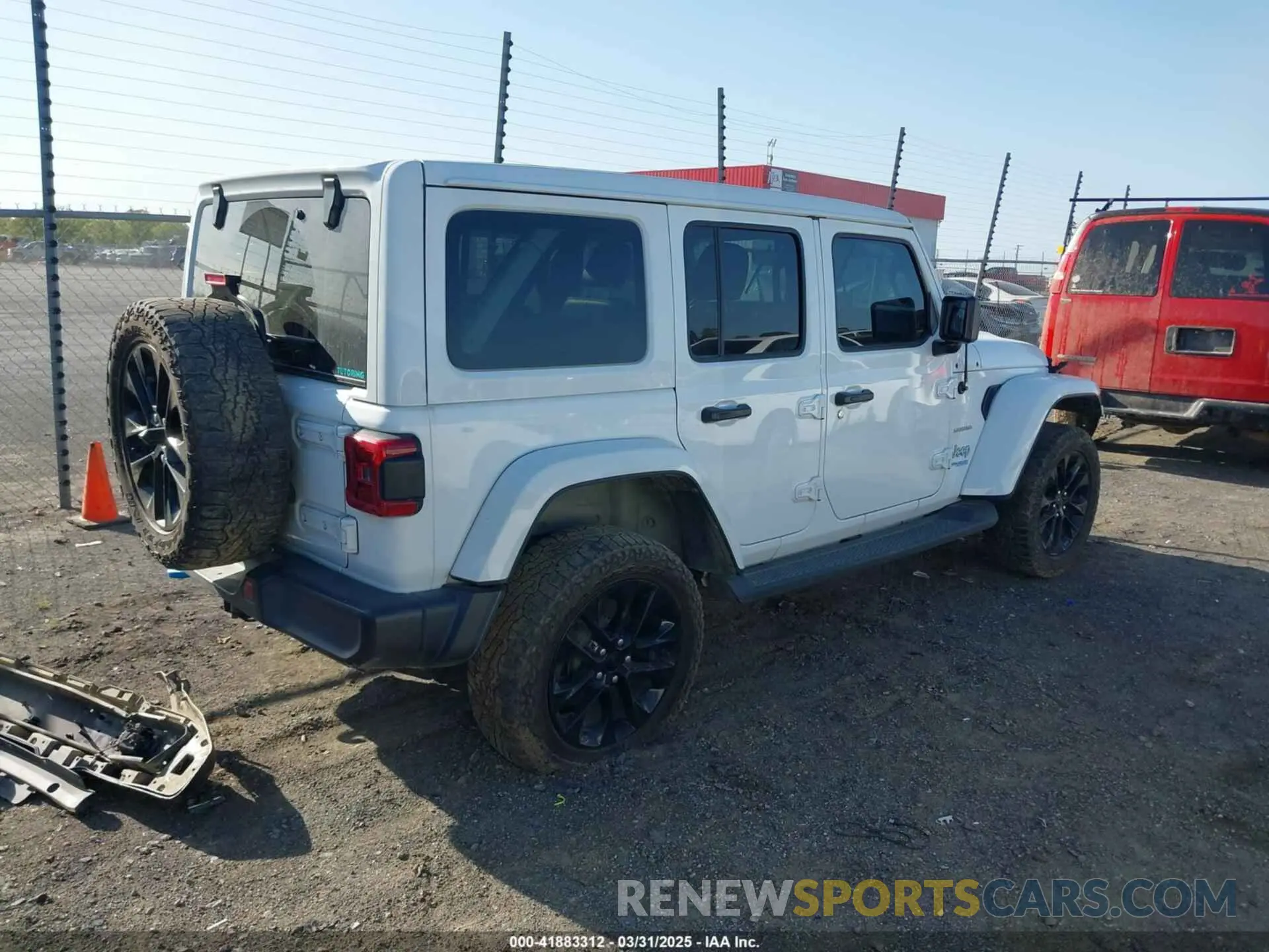 4 Фотография поврежденного автомобиля 1C4JJXP60NW274467 JEEP WRANGLER 4XE 2022