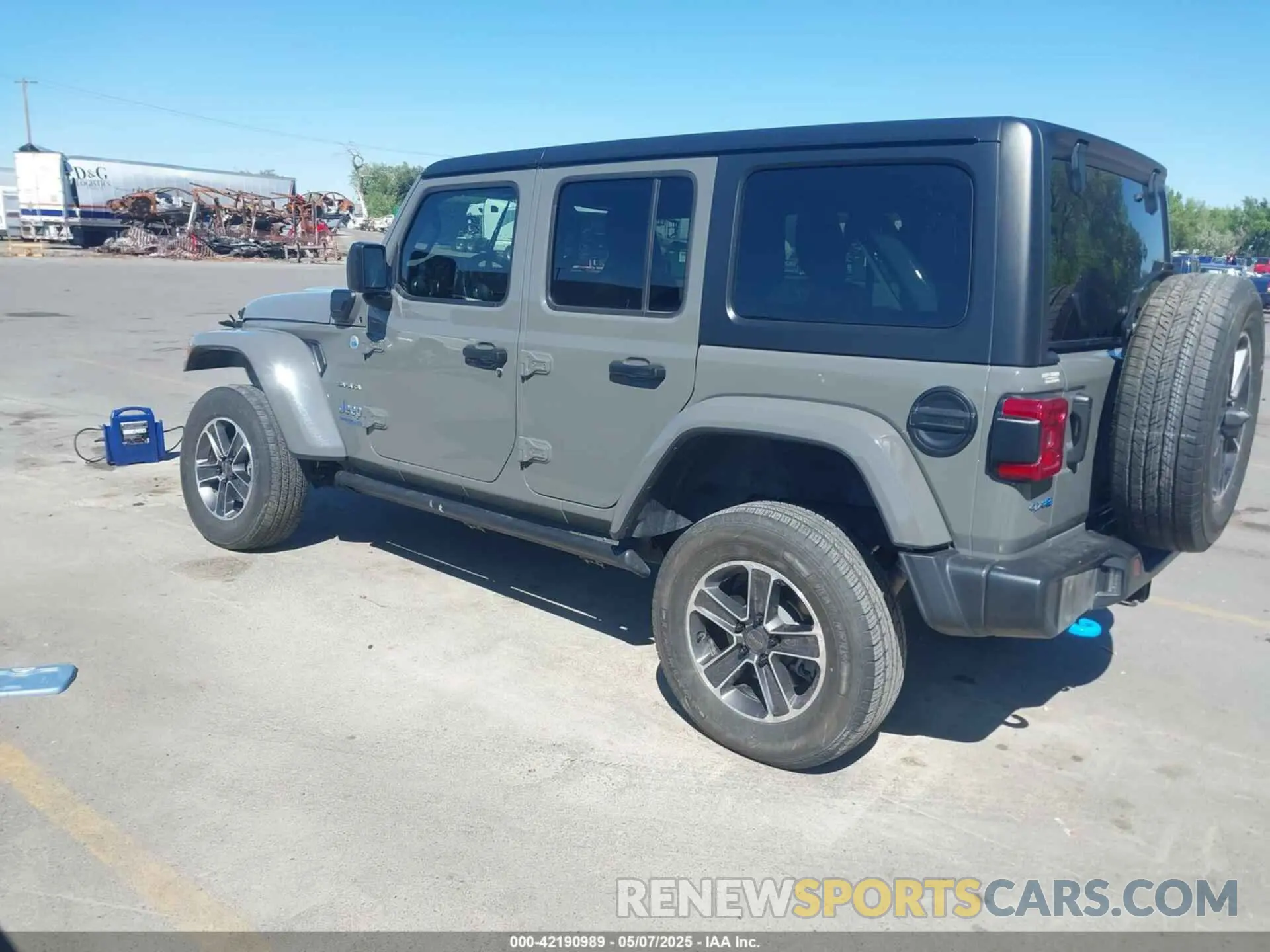3 Фотография поврежденного автомобиля 1C4JJXP64NW227927 JEEP WRANGLER 4XE 2022