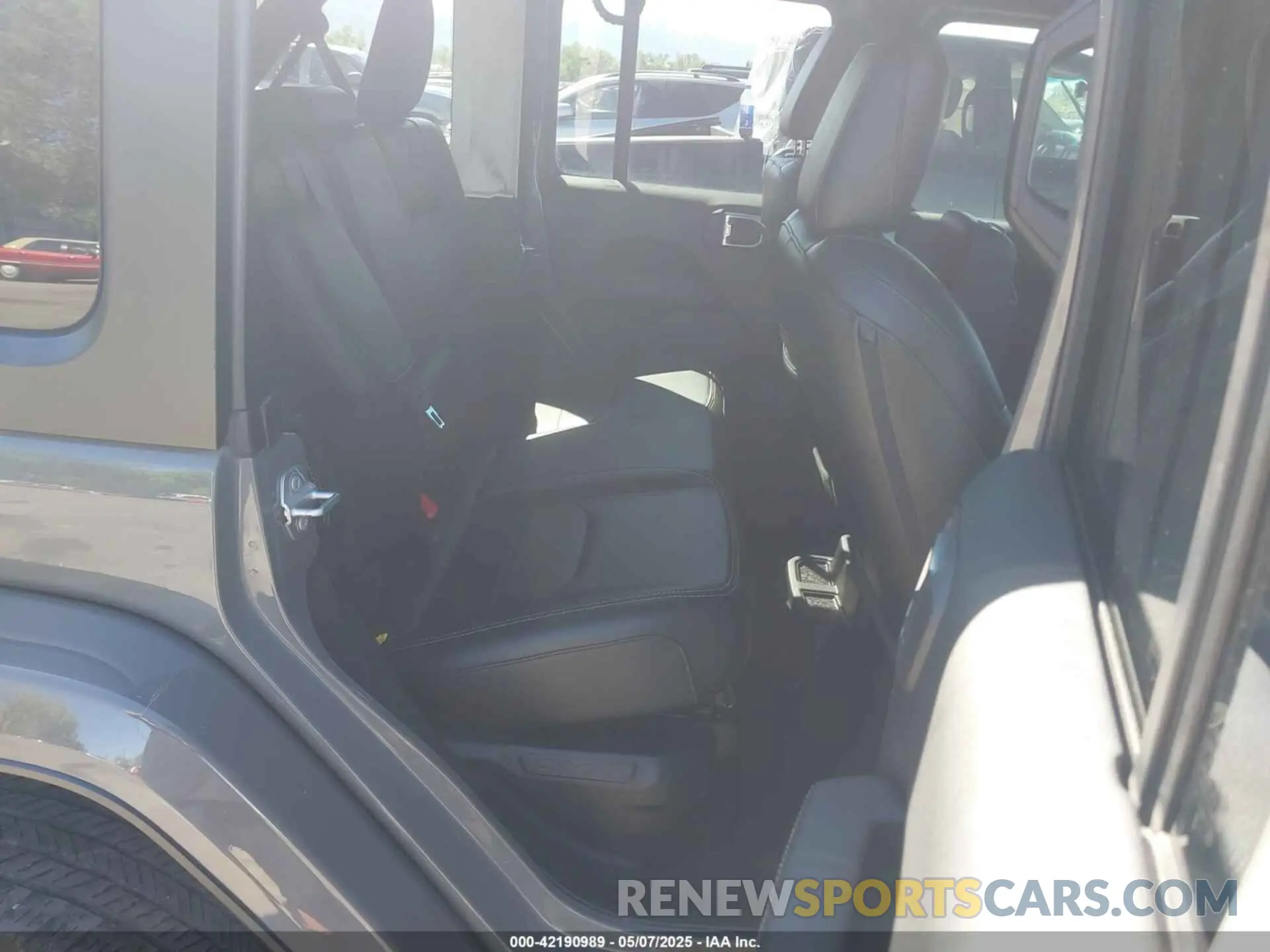 8 Фотография поврежденного автомобиля 1C4JJXP64NW227927 JEEP WRANGLER 4XE 2022