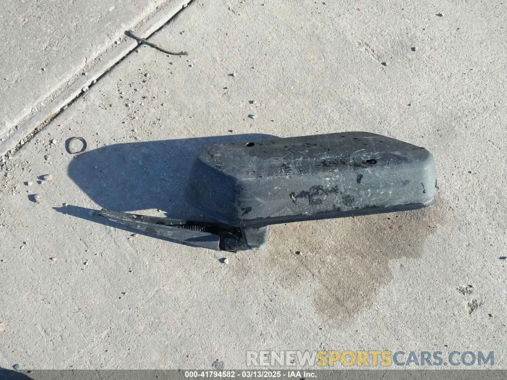 12 Фотография поврежденного автомобиля 1C4JJXP67NW275857 JEEP WRANGLER 4XE 2022