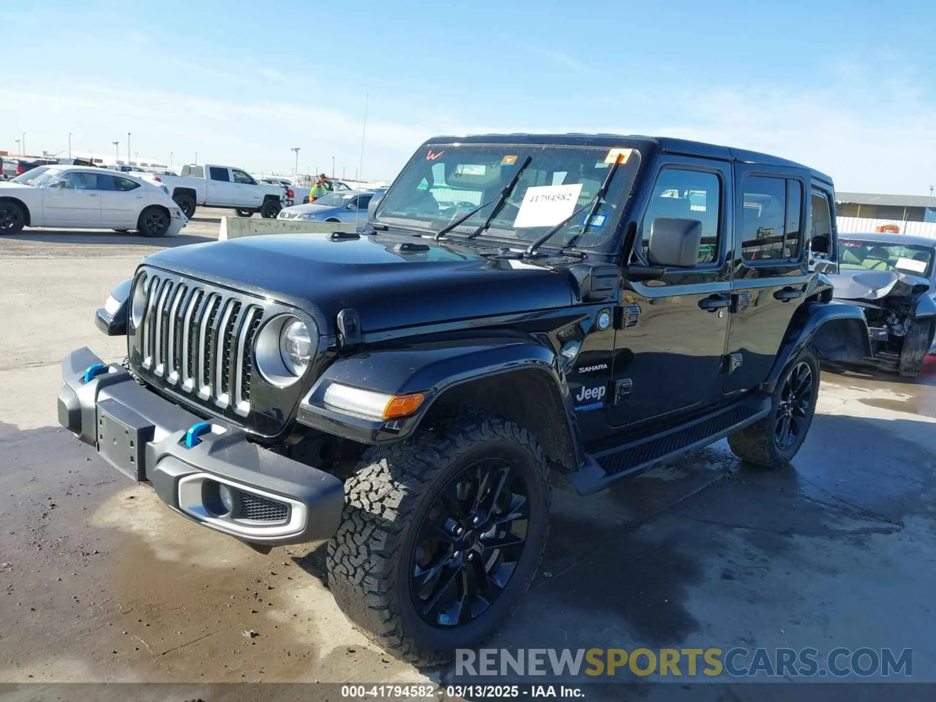 2 Фотография поврежденного автомобиля 1C4JJXP67NW275857 JEEP WRANGLER 4XE 2022