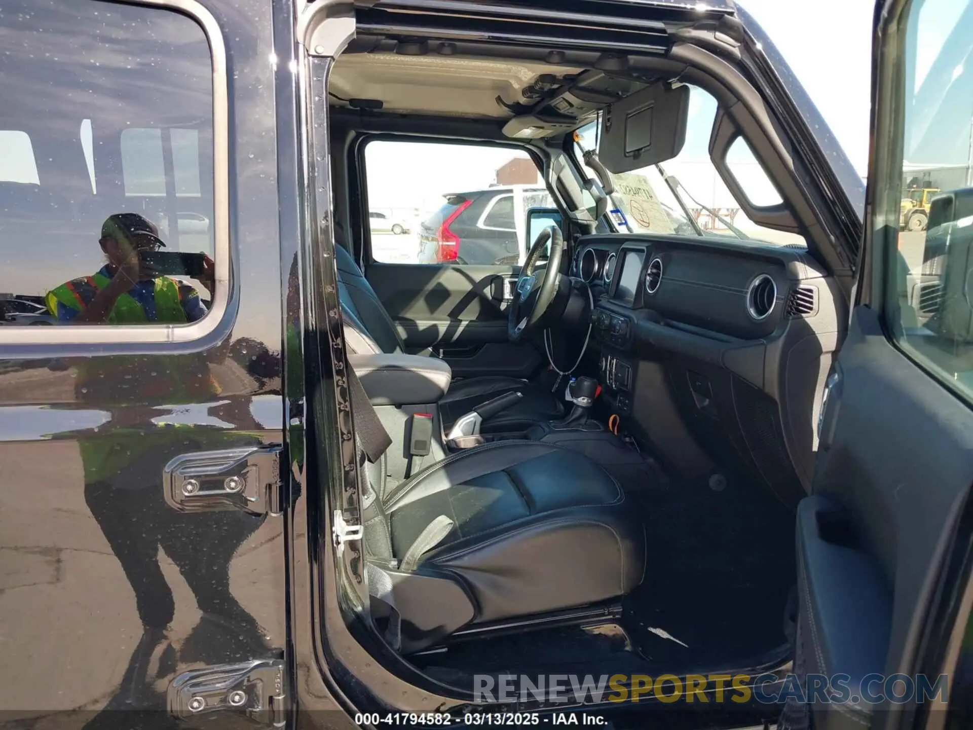 5 Фотография поврежденного автомобиля 1C4JJXP67NW275857 JEEP WRANGLER 4XE 2022