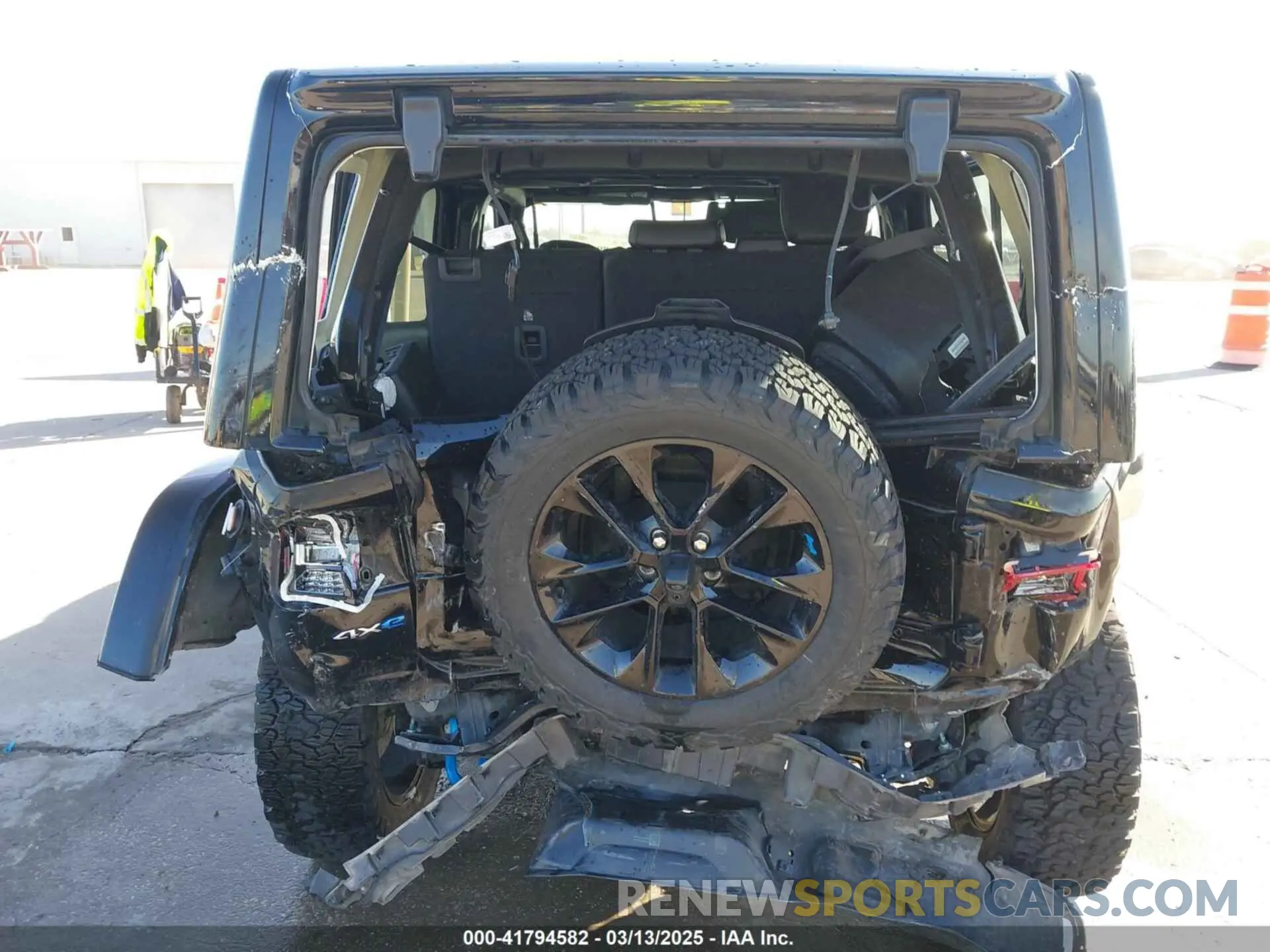 6 Фотография поврежденного автомобиля 1C4JJXP67NW275857 JEEP WRANGLER 4XE 2022