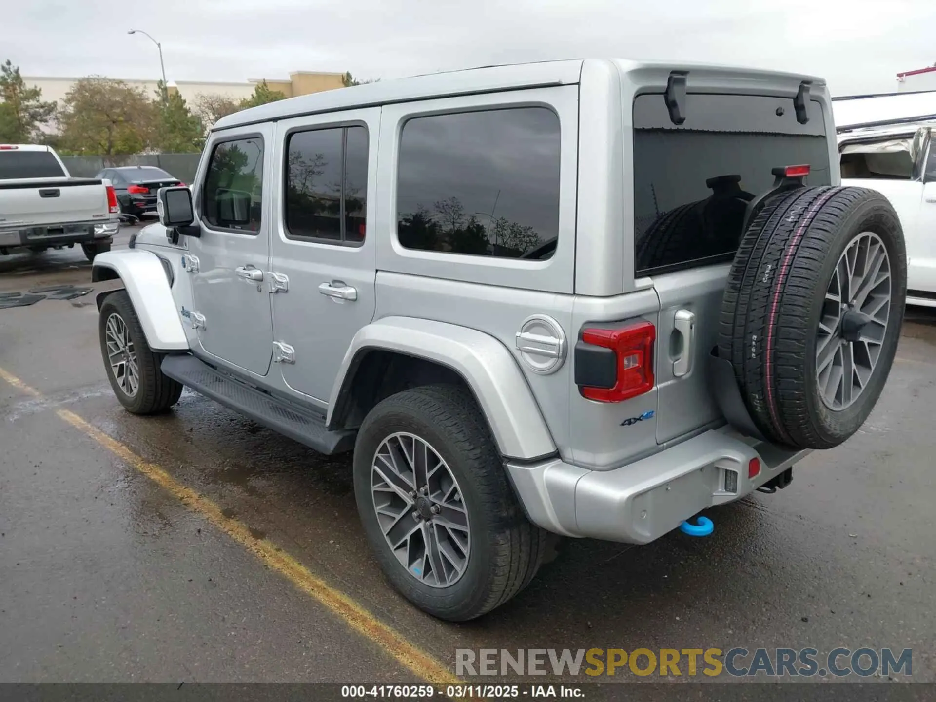 3 Photograph of a damaged car 1C4JJXP6XNW250466 JEEP WRANGLER 4XE 2022