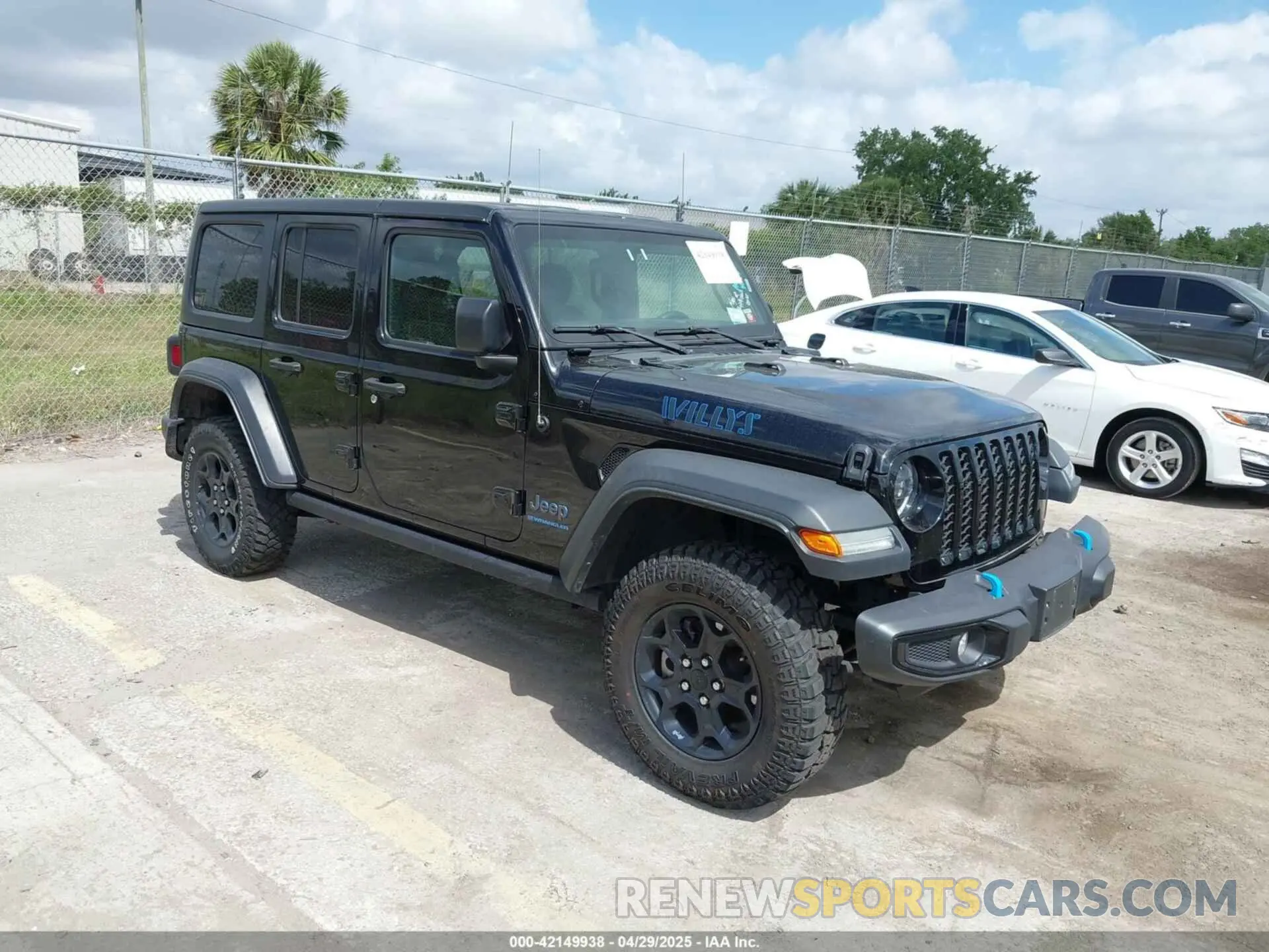 1 Фотография поврежденного автомобиля 1C4JJXN60PW661350 JEEP WRANGLER 4XE 2023