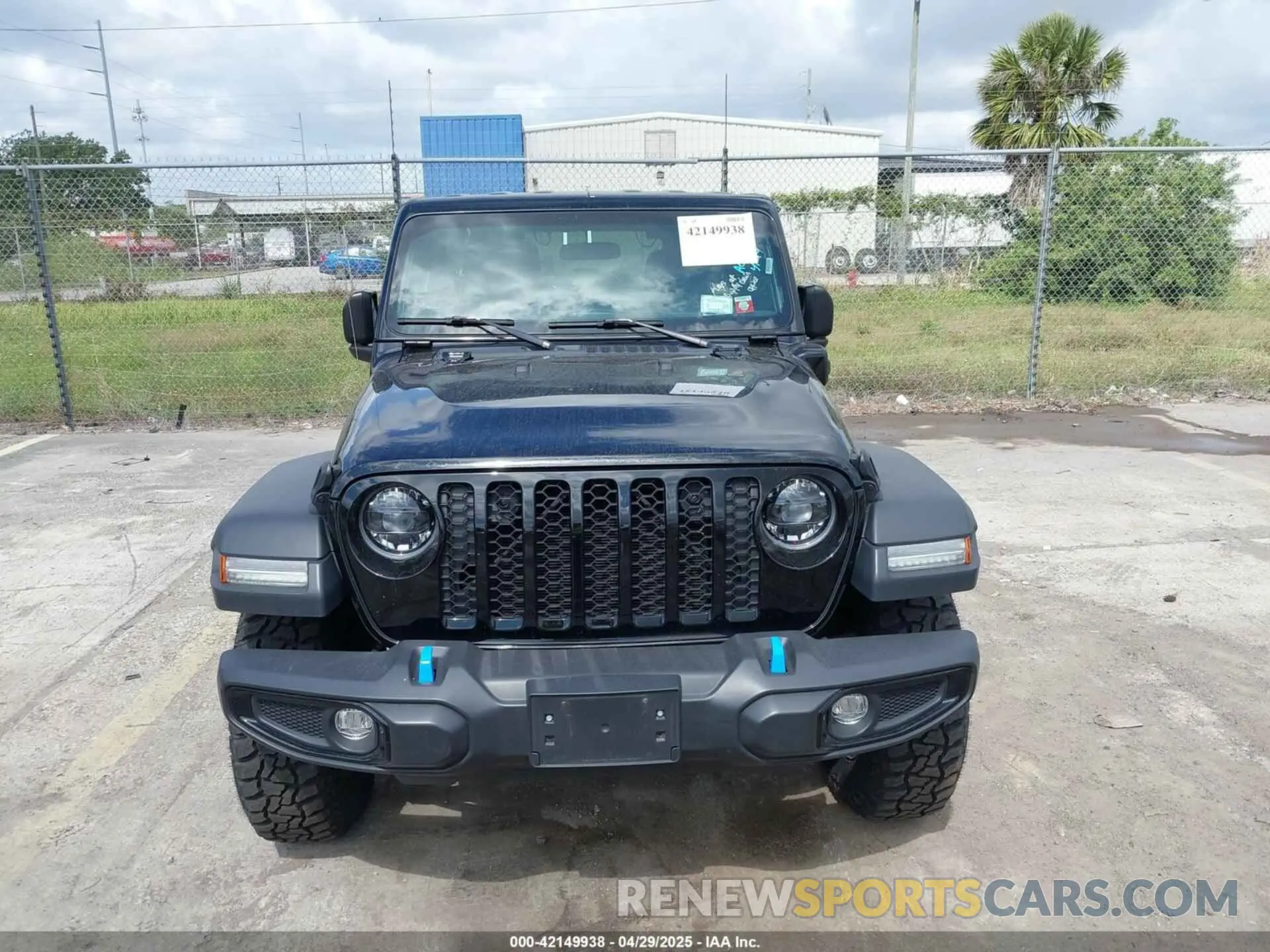 6 Фотография поврежденного автомобиля 1C4JJXN60PW661350 JEEP WRANGLER 4XE 2023