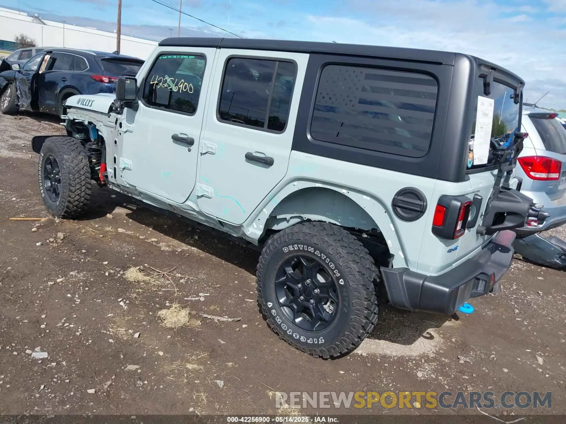 3 Photograph of a damaged car 1C4JJXN63PW625829 JEEP WRANGLER 4XE 2023