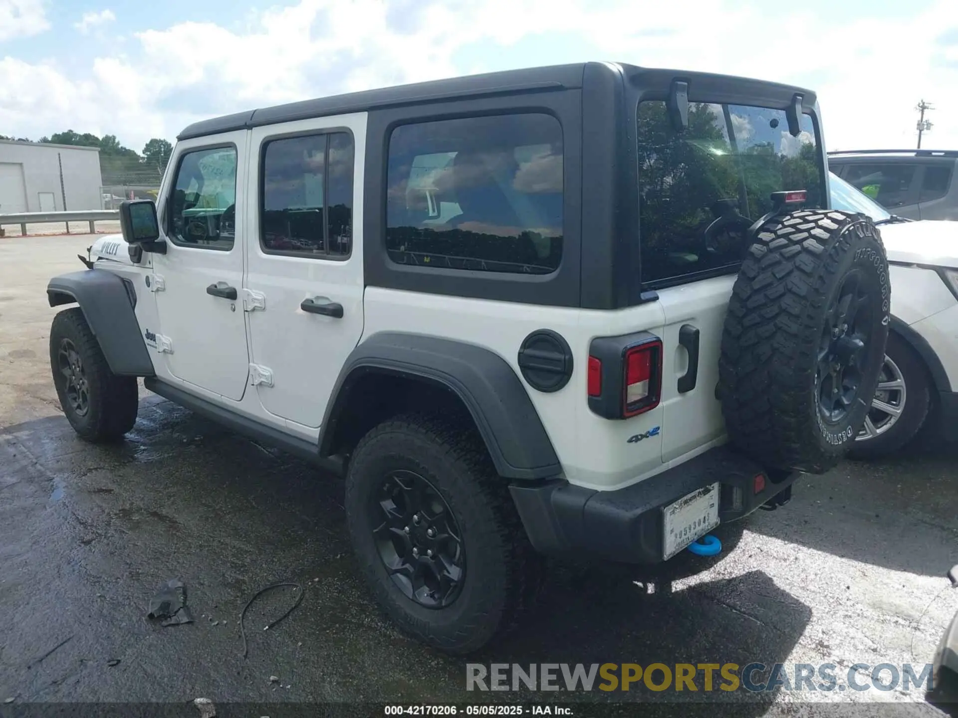 3 Фотография поврежденного автомобиля 1C4JJXN67PW630869 JEEP WRANGLER 4XE 2023