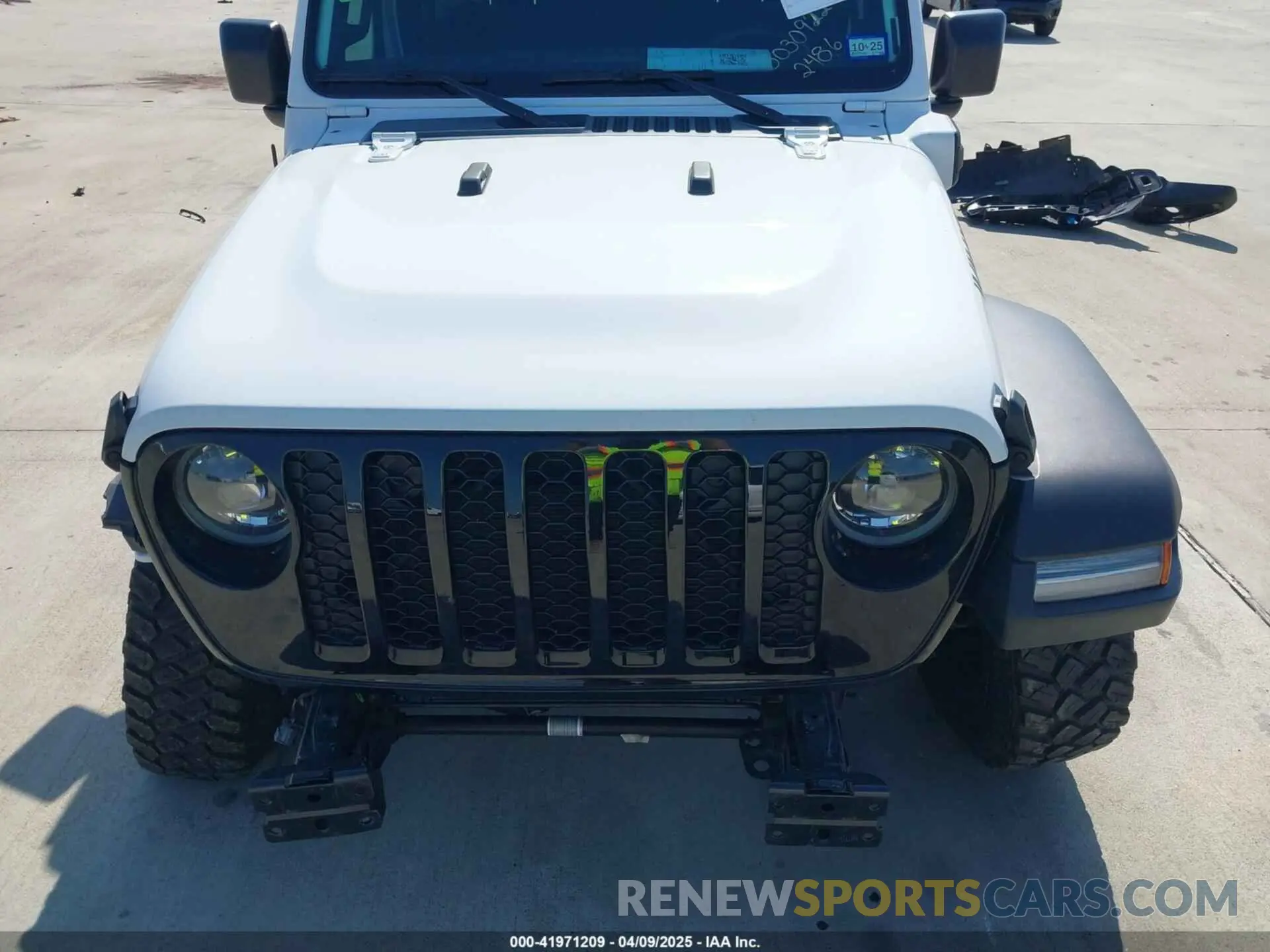 13 Фотография поврежденного автомобиля 1C4JJXN68PW592486 JEEP WRANGLER 4XE 2023