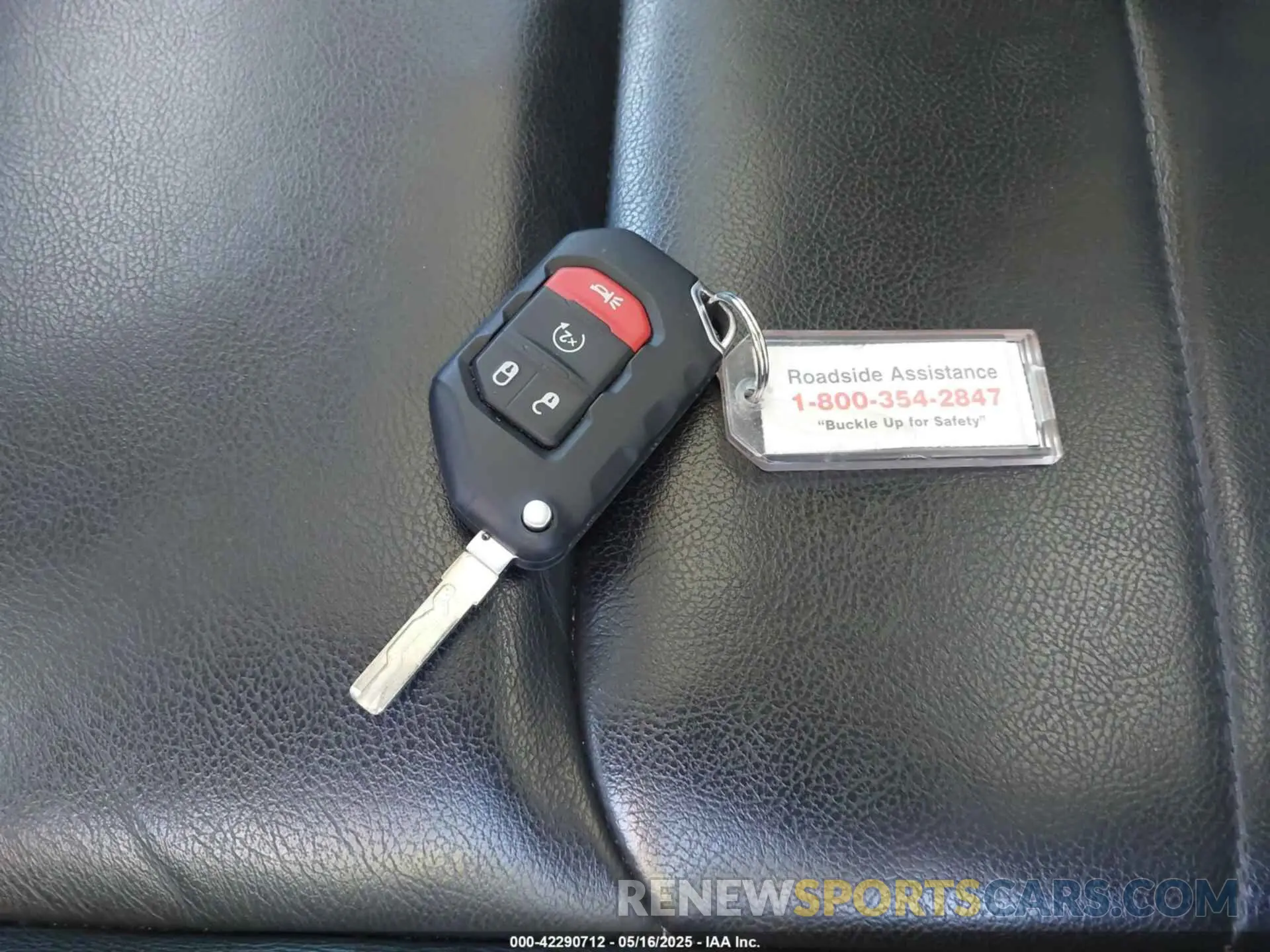 11 Фотография поврежденного автомобиля 1C4JJXP60PW627051 JEEP WRANGLER 4XE 2023