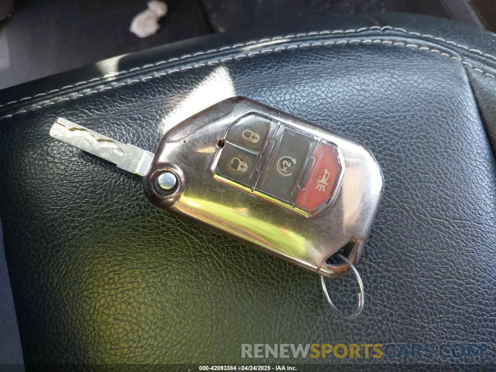 11 Фотография поврежденного автомобиля 1C4JJXP61PW537326 JEEP WRANGLER 4XE 2023