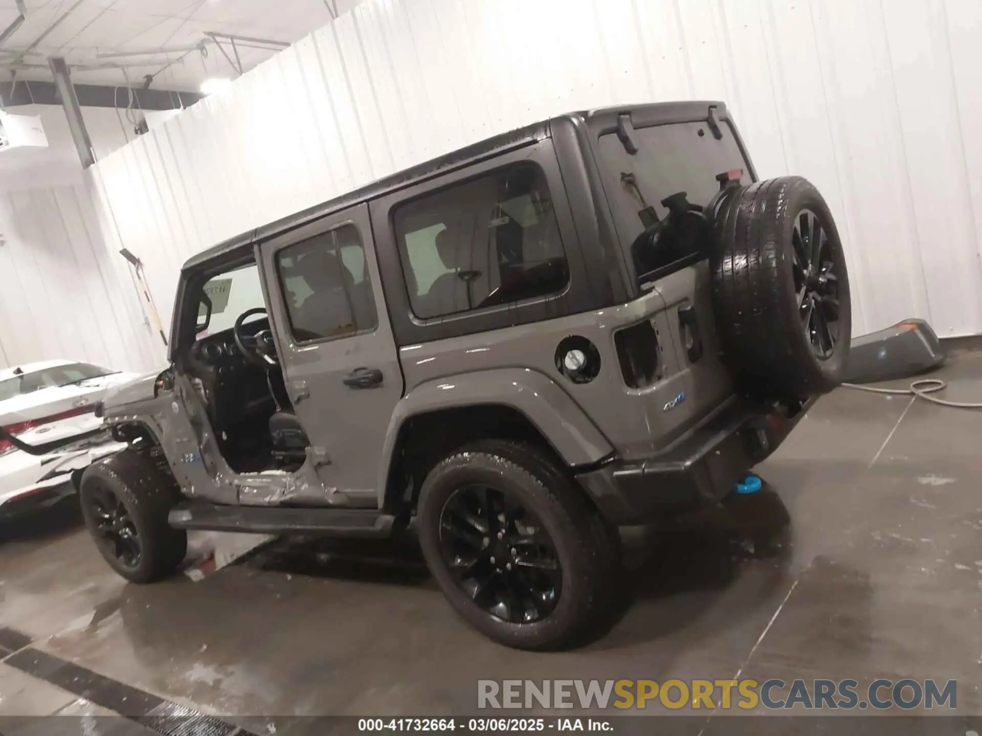 15 Фотография поврежденного автомобиля 1C4JJXP62PW608968 JEEP WRANGLER 4XE 2023