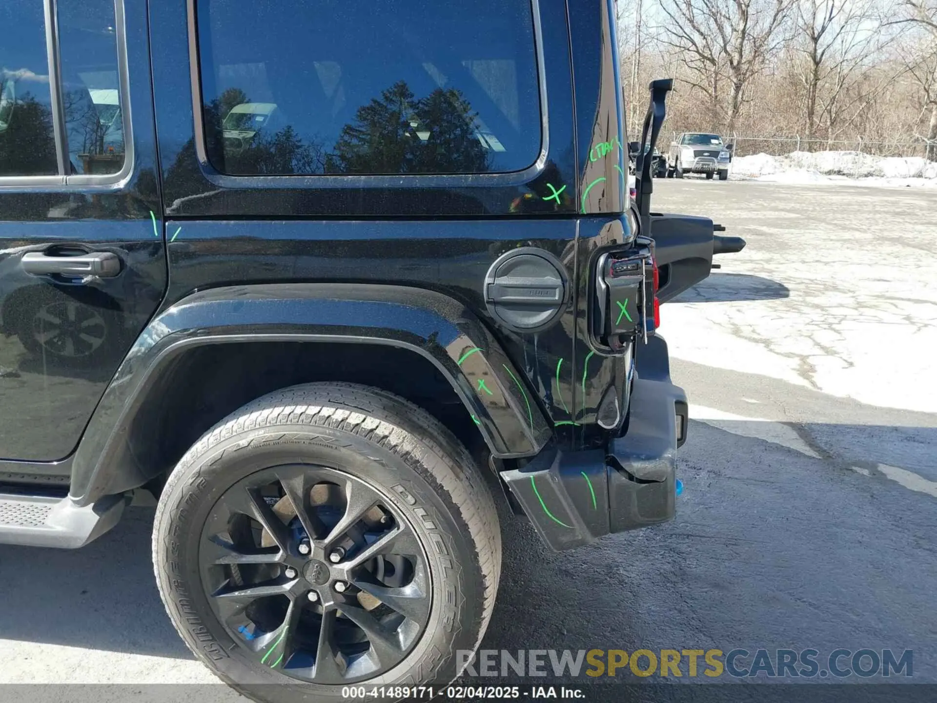 21 Фотография поврежденного автомобиля 1C4JJXP62PW613040 JEEP WRANGLER 4XE 2023