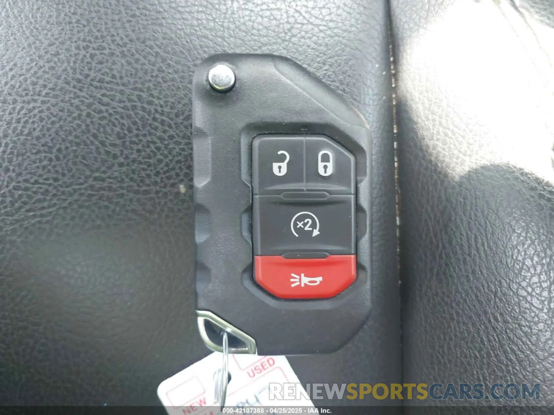 11 Фотография поврежденного автомобиля 1C4JJXP62PW662268 JEEP WRANGLER 4XE 2023