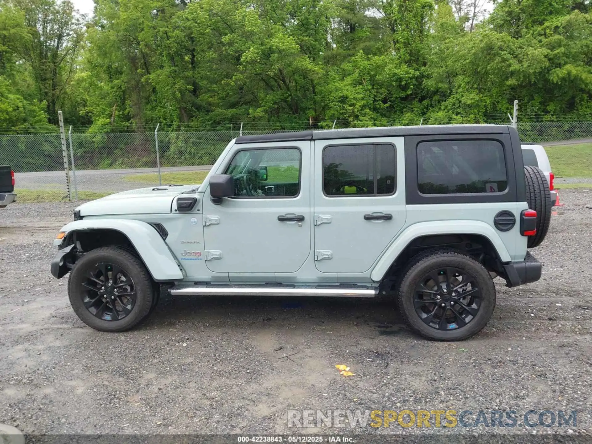 14 Photograph of a damaged car 1C4JJXP64PW683655 JEEP WRANGLER 4XE 2023