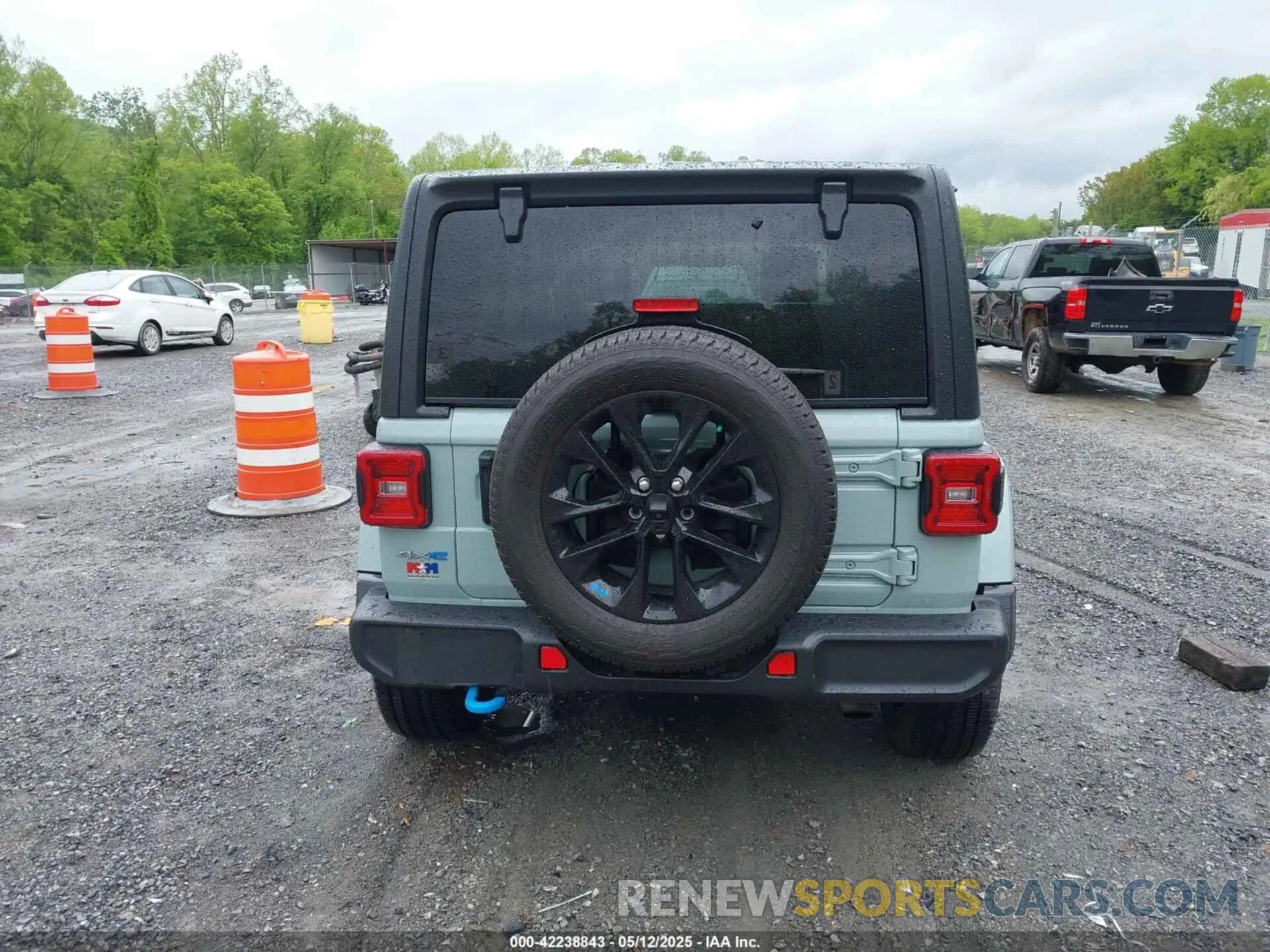 16 Photograph of a damaged car 1C4JJXP64PW683655 JEEP WRANGLER 4XE 2023