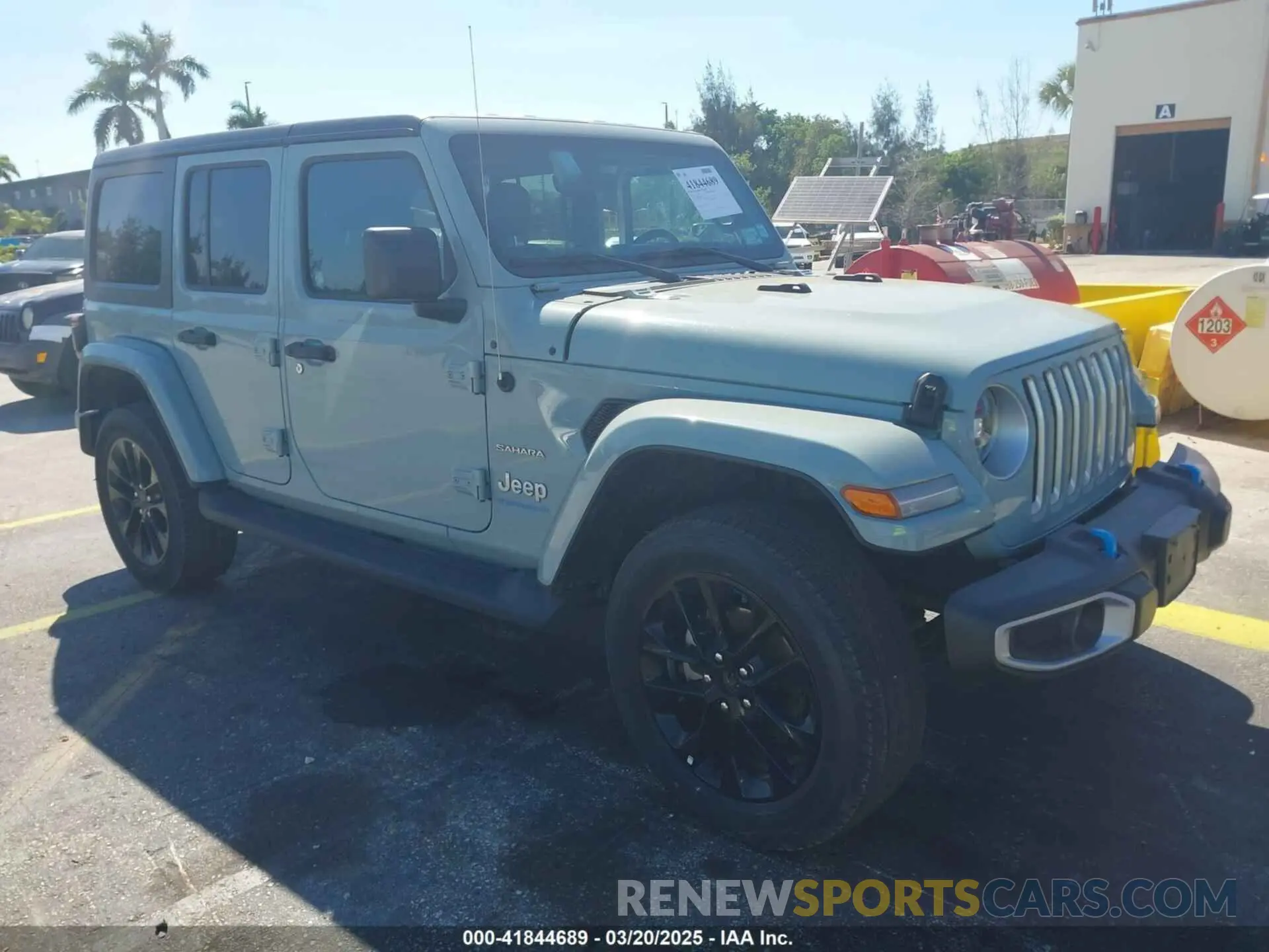 1 Photograph of a damaged car 1C4JJXP66PW627264 JEEP WRANGLER 4XE 2023