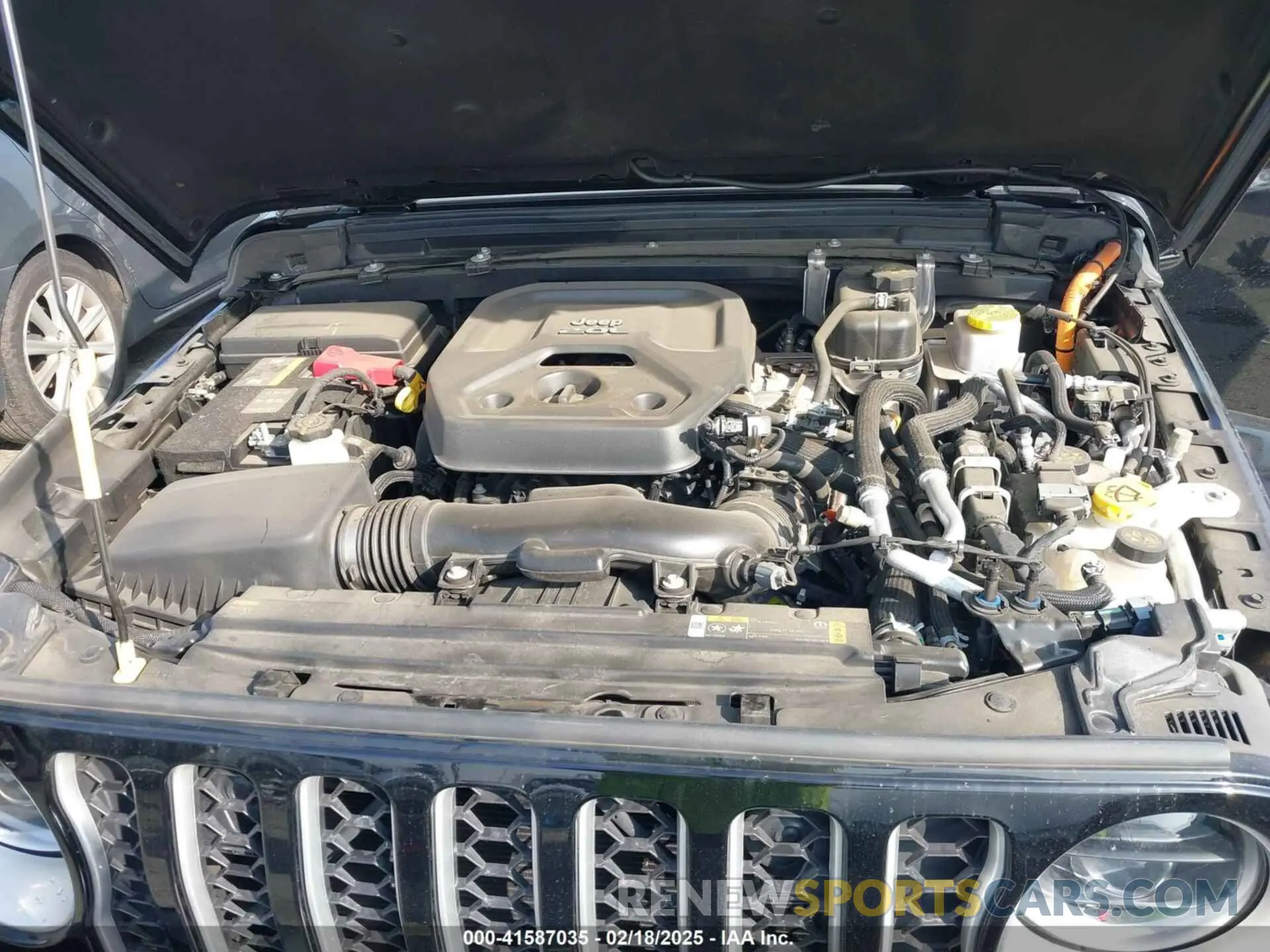 10 Photograph of a damaged car 1C4JJXP67PW556933 JEEP WRANGLER 4XE 2023