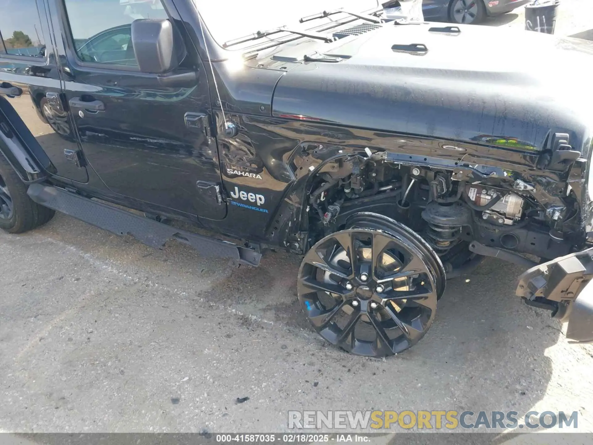 17 Photograph of a damaged car 1C4JJXP67PW556933 JEEP WRANGLER 4XE 2023