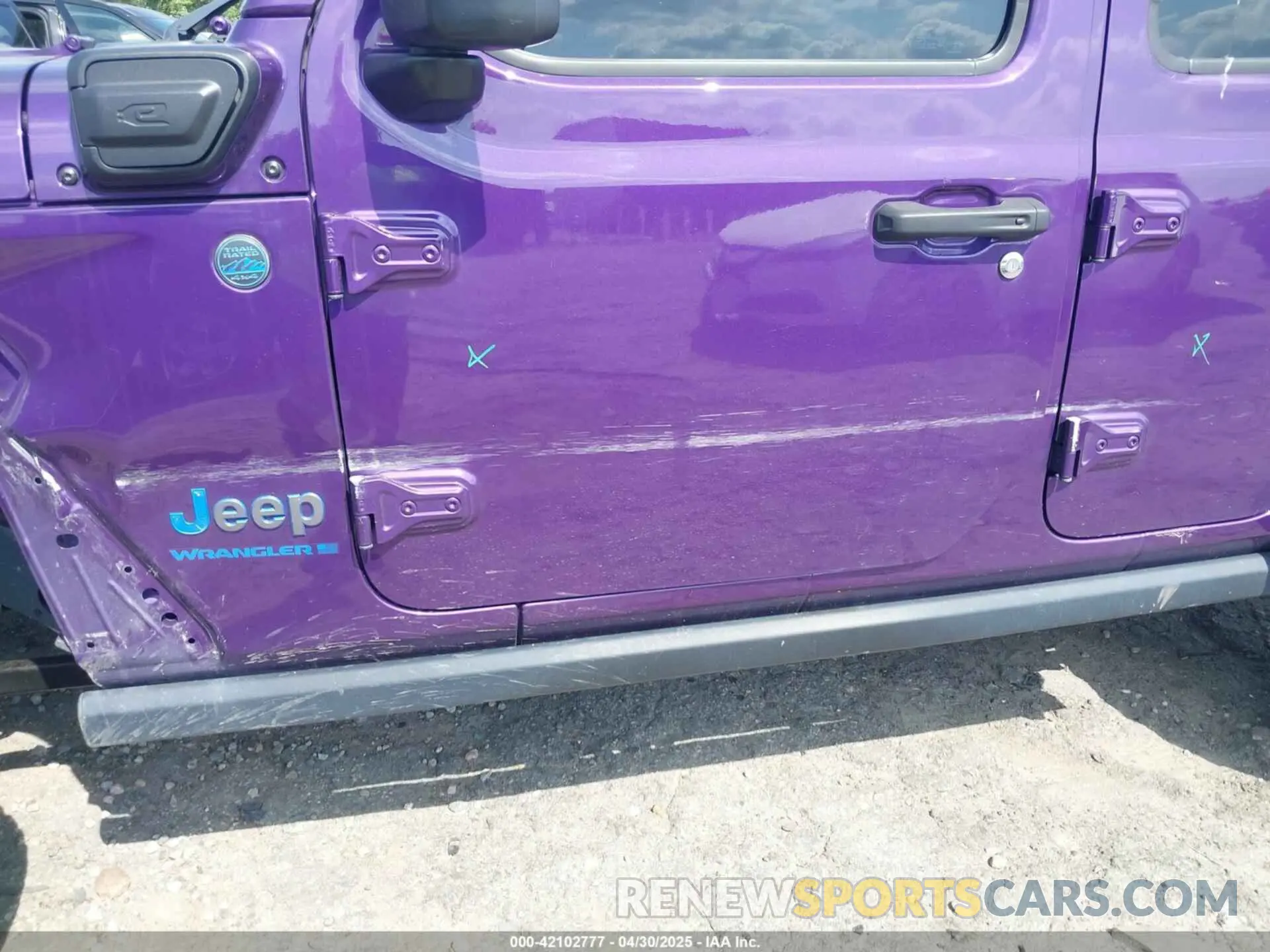 19 Фотография поврежденного автомобиля 1C4JJXR6XPW614238 JEEP WRANGLER 4XE 2023