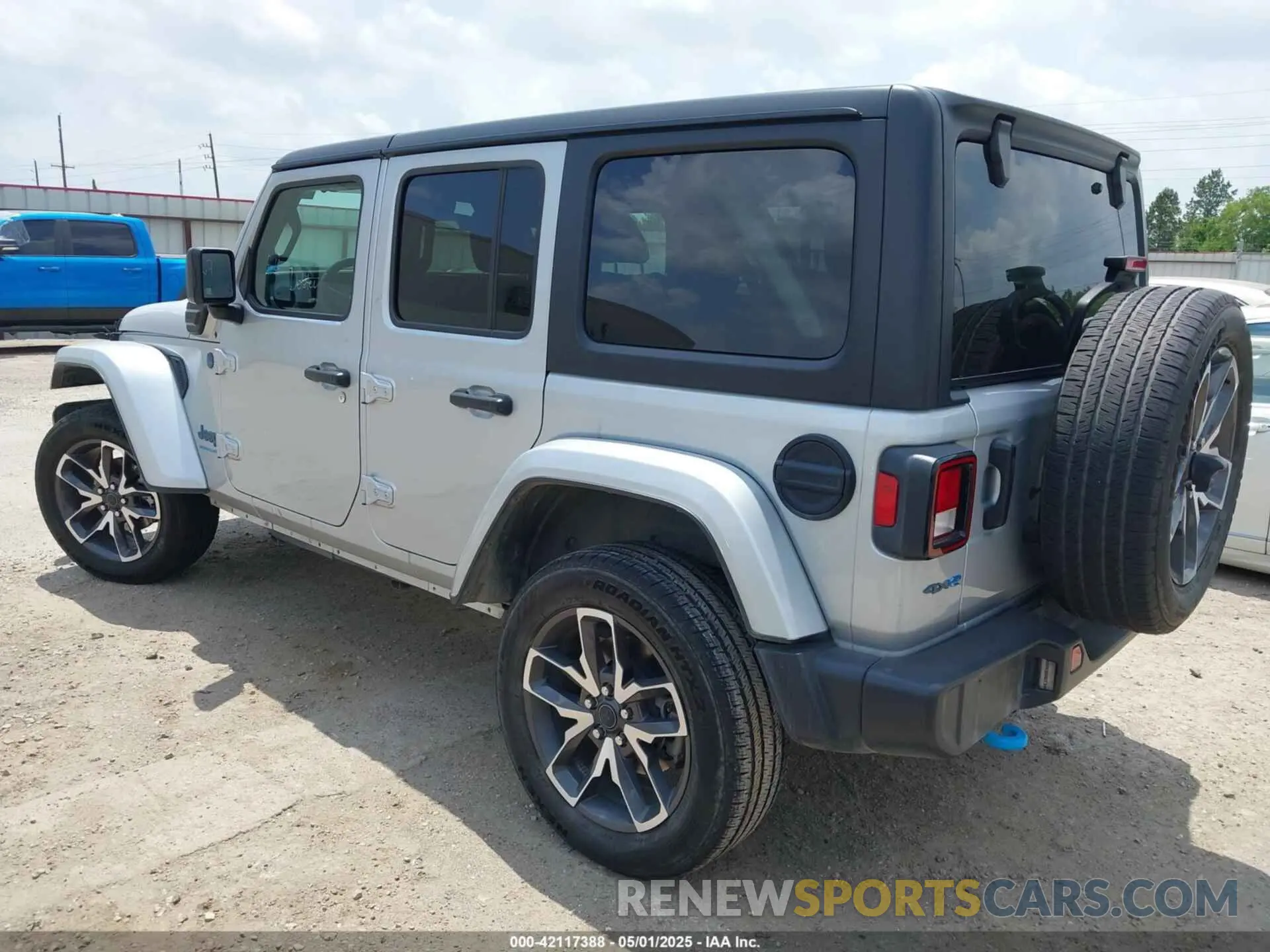 3 Photograph of a damaged car 1C4RJXN60RW208013 JEEP WRANGLER 4XE 2024