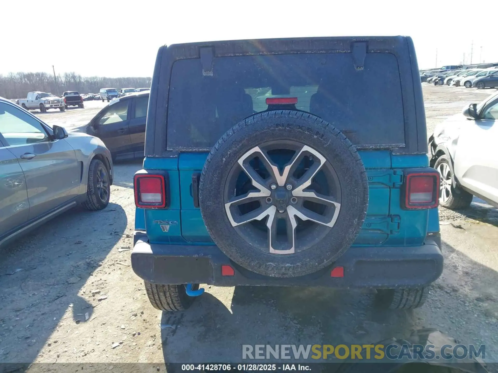 17 Photograph of a damaged car 1C4RJXN60RW254747 JEEP WRANGLER 4XE 2024