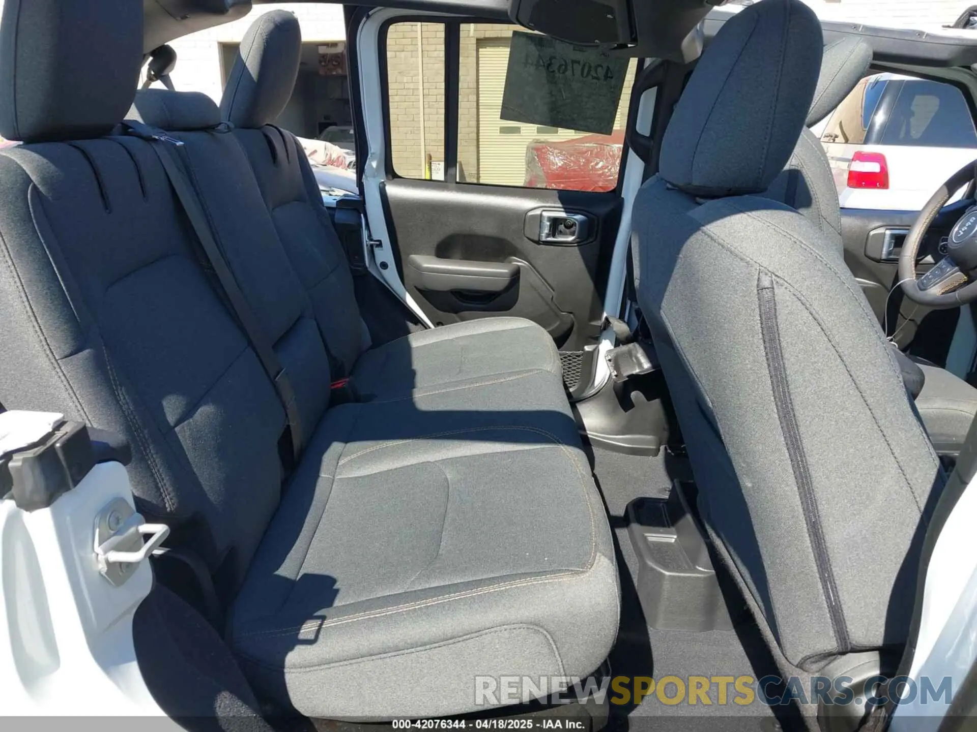 8 Фотография поврежденного автомобиля 1C4RJXN61RW116652 JEEP WRANGLER 4XE 2024