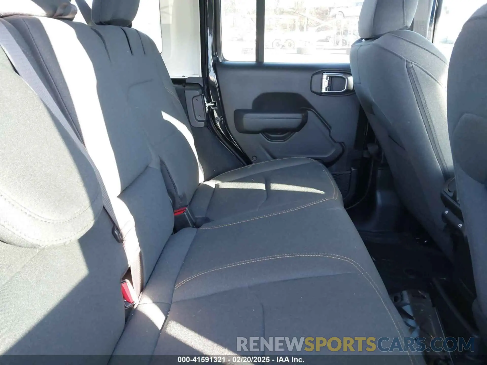 8 Фотография поврежденного автомобиля 1C4RJXN63RW154237 JEEP WRANGLER 4XE 2024