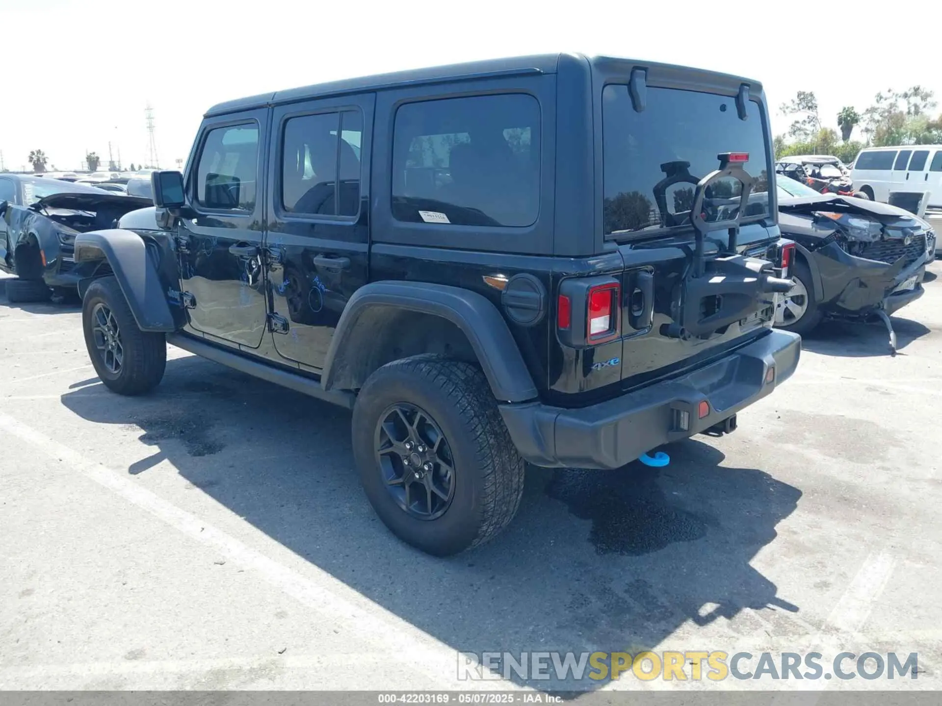 3 Фотография поврежденного автомобиля 1C4RJXN65RW196280 JEEP WRANGLER 4XE 2024