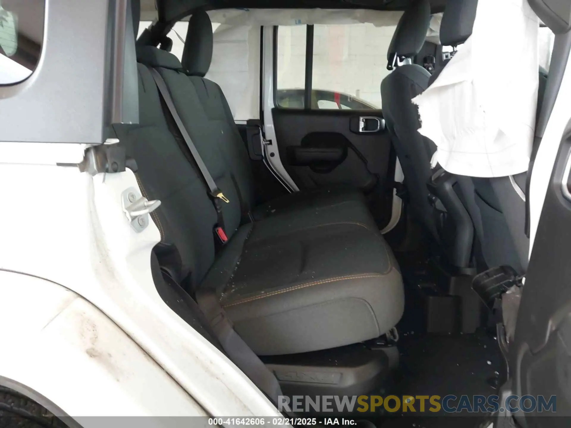 8 Фотография поврежденного автомобиля 1C4RJXN65RW199230 JEEP WRANGLER 4XE 2024