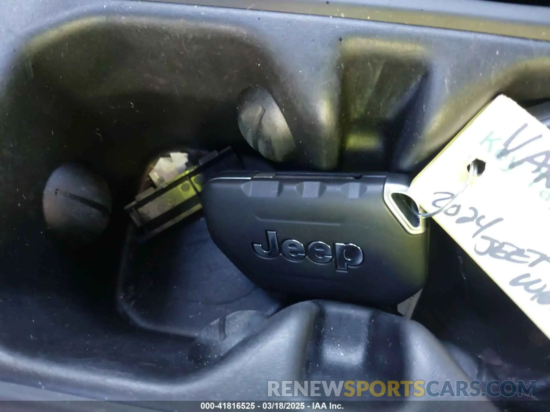 11 Photograph of a damaged car 1C4RJXP62RW126989 JEEP WRANGLER 4XE 2024