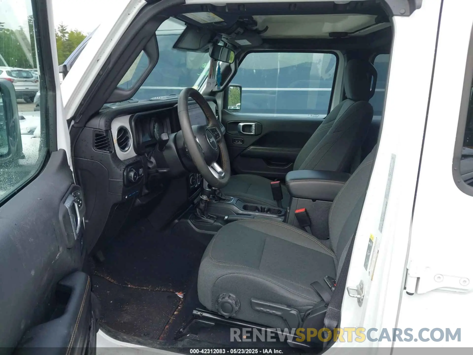 5 Photograph of a damaged car 1C4RJXP62RW174671 JEEP WRANGLER 4XE 2024
