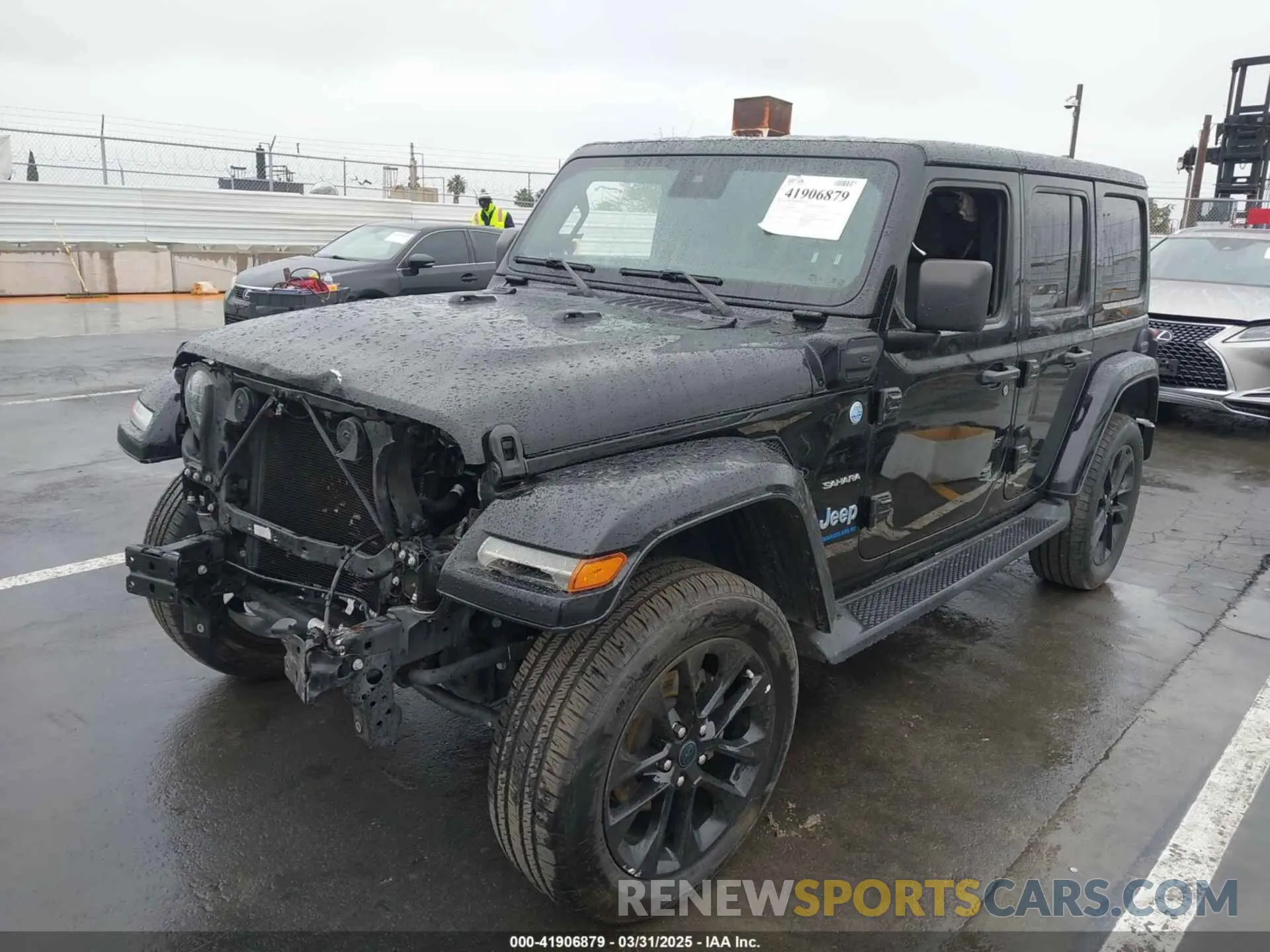 2 Фотография поврежденного автомобиля 1C4RJXP63RW148483 JEEP WRANGLER 4XE 2024