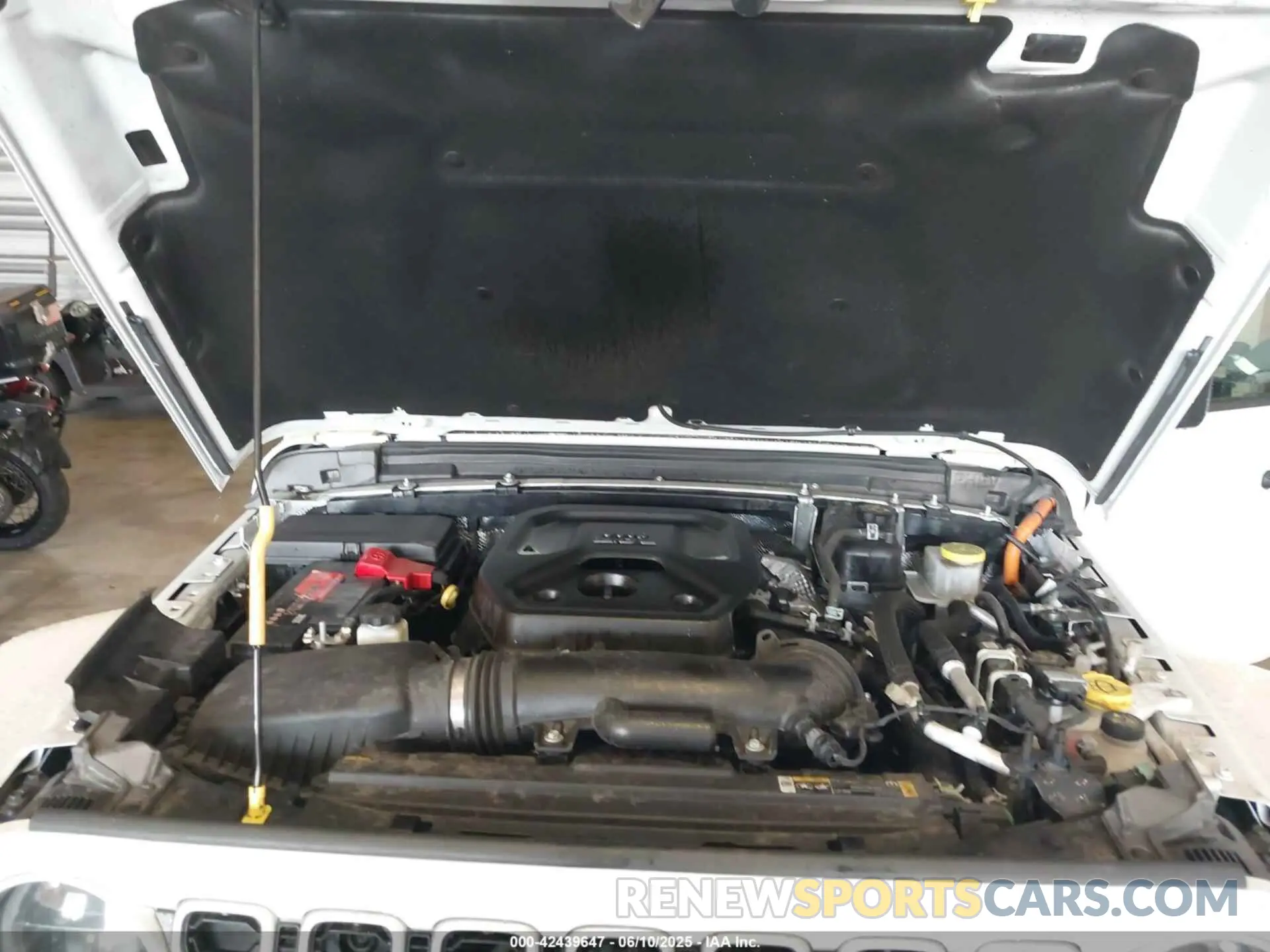 10 Photograph of a damaged car 1C4RJXP63RW230634 JEEP WRANGLER 4XE 2024