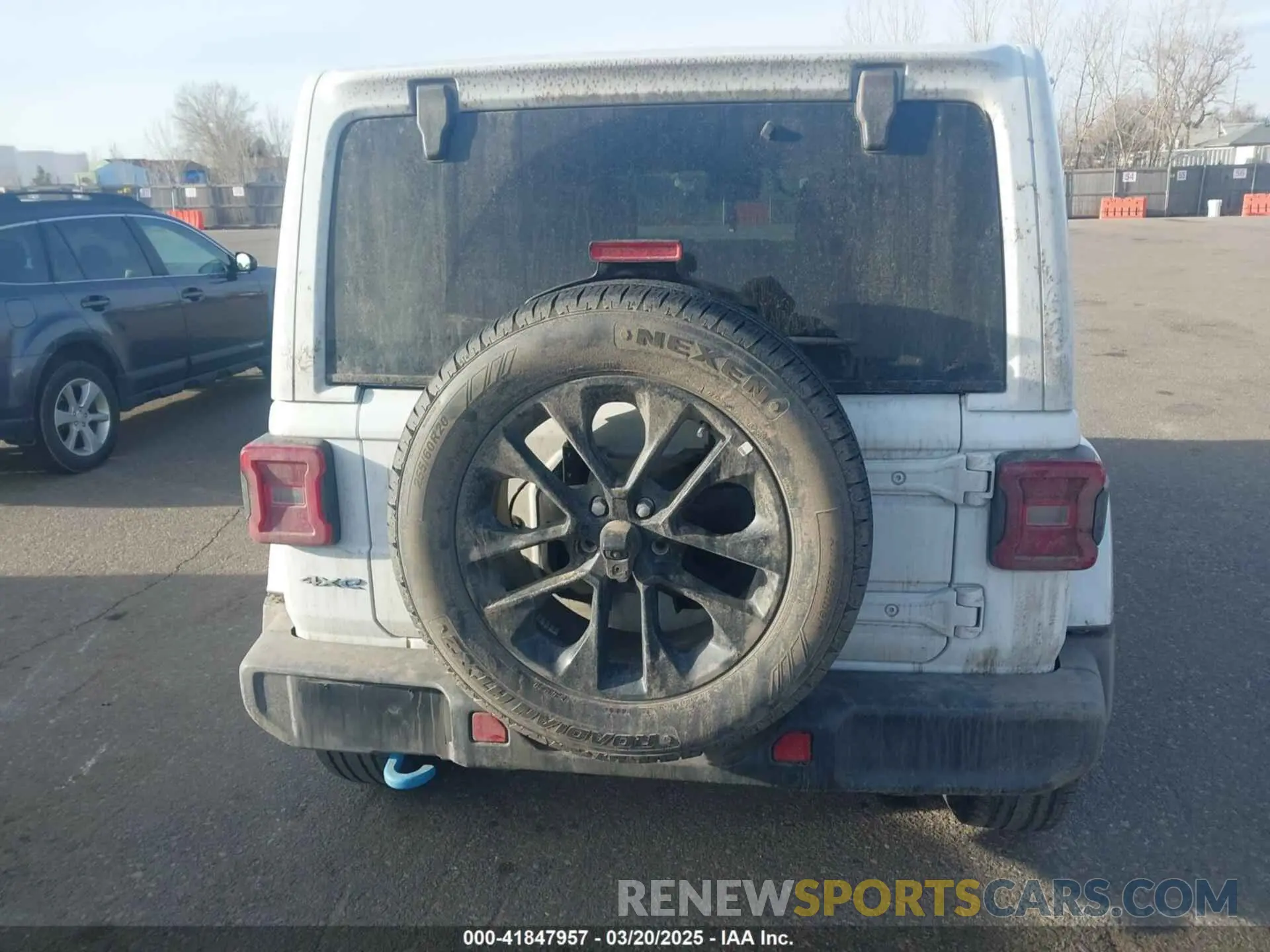 16 Photograph of a damaged car 1C4RJXP66RW271033 JEEP WRANGLER 4XE 2024